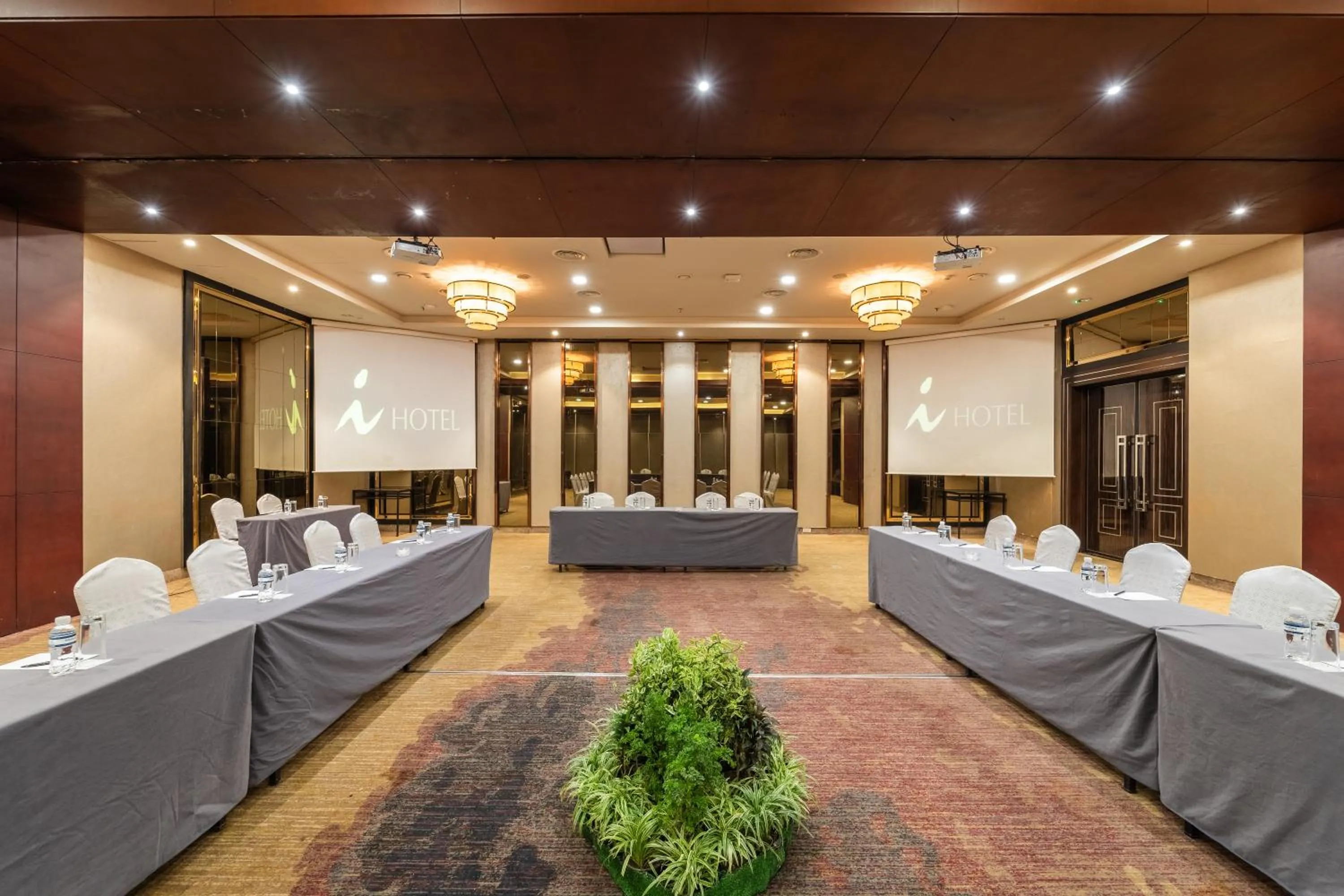 Meeting/conference room in I Hotel Batam