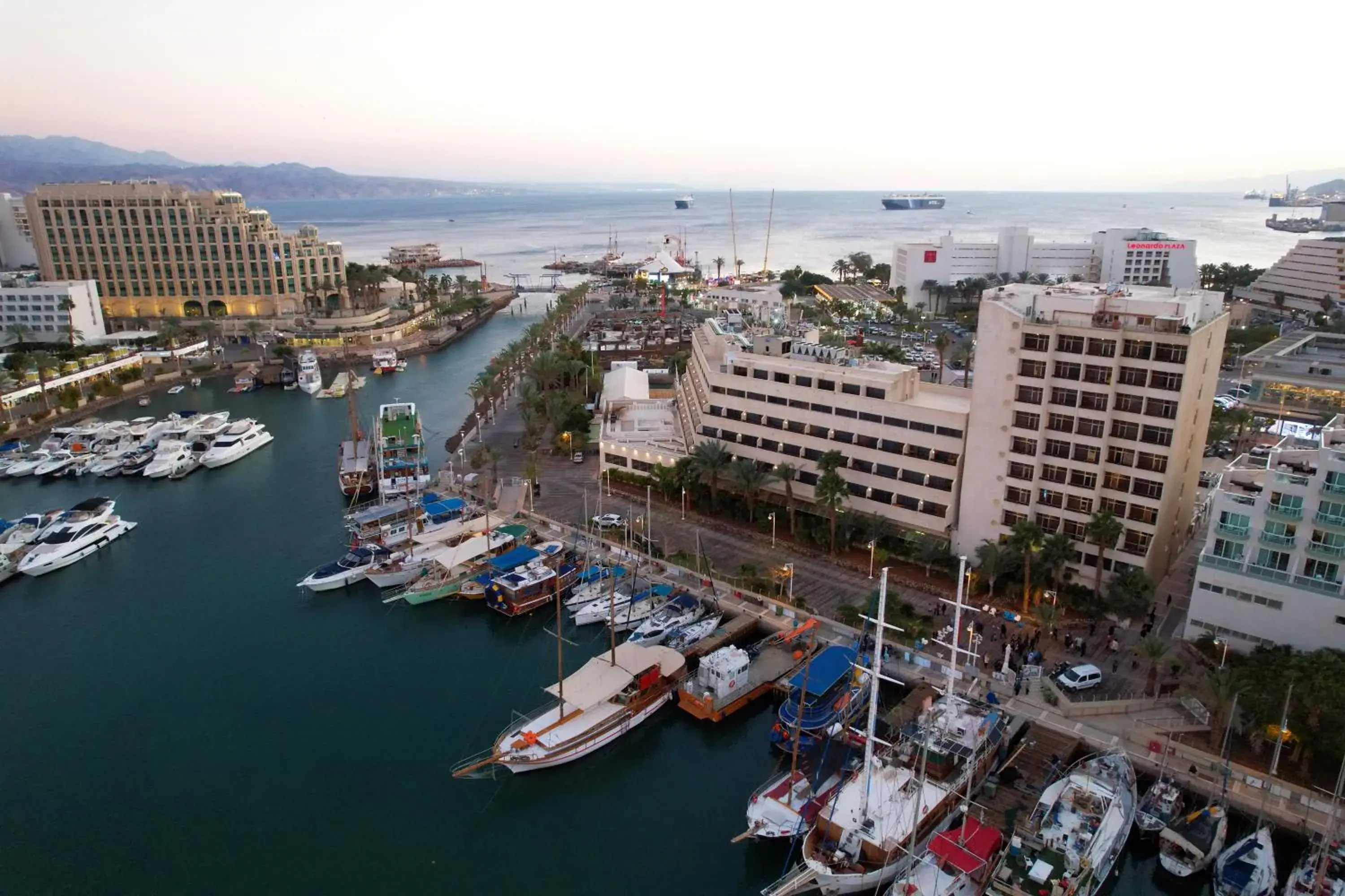 Property building in Caesar Premier Eilat Hotel Property building in Caesar Premier Eilat Hotel