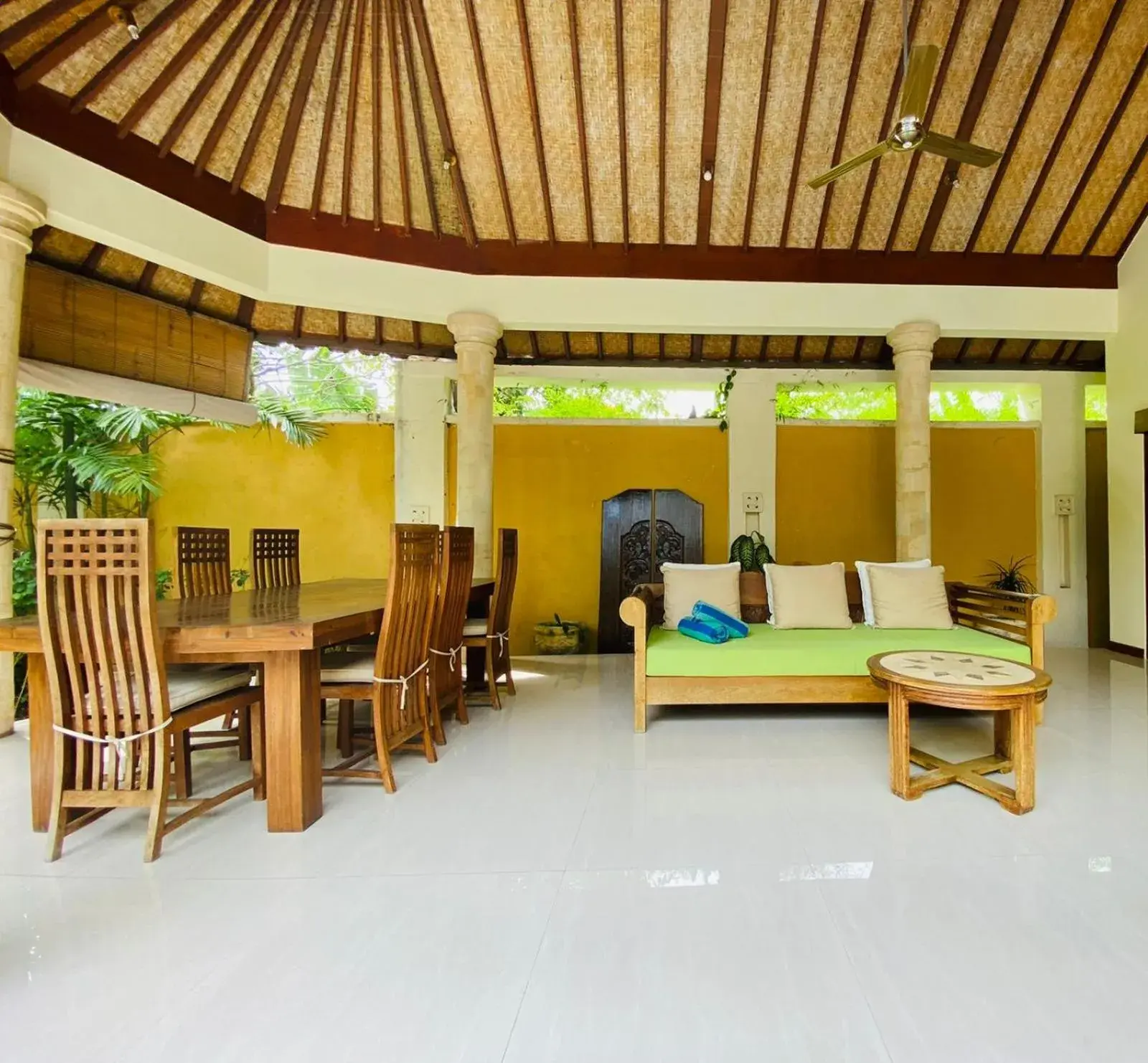 Three-Bedroom Villa with Private Pool in Bali Jade Villas Three-Bedroom Villa with Private Pool in Bali Jade Villas