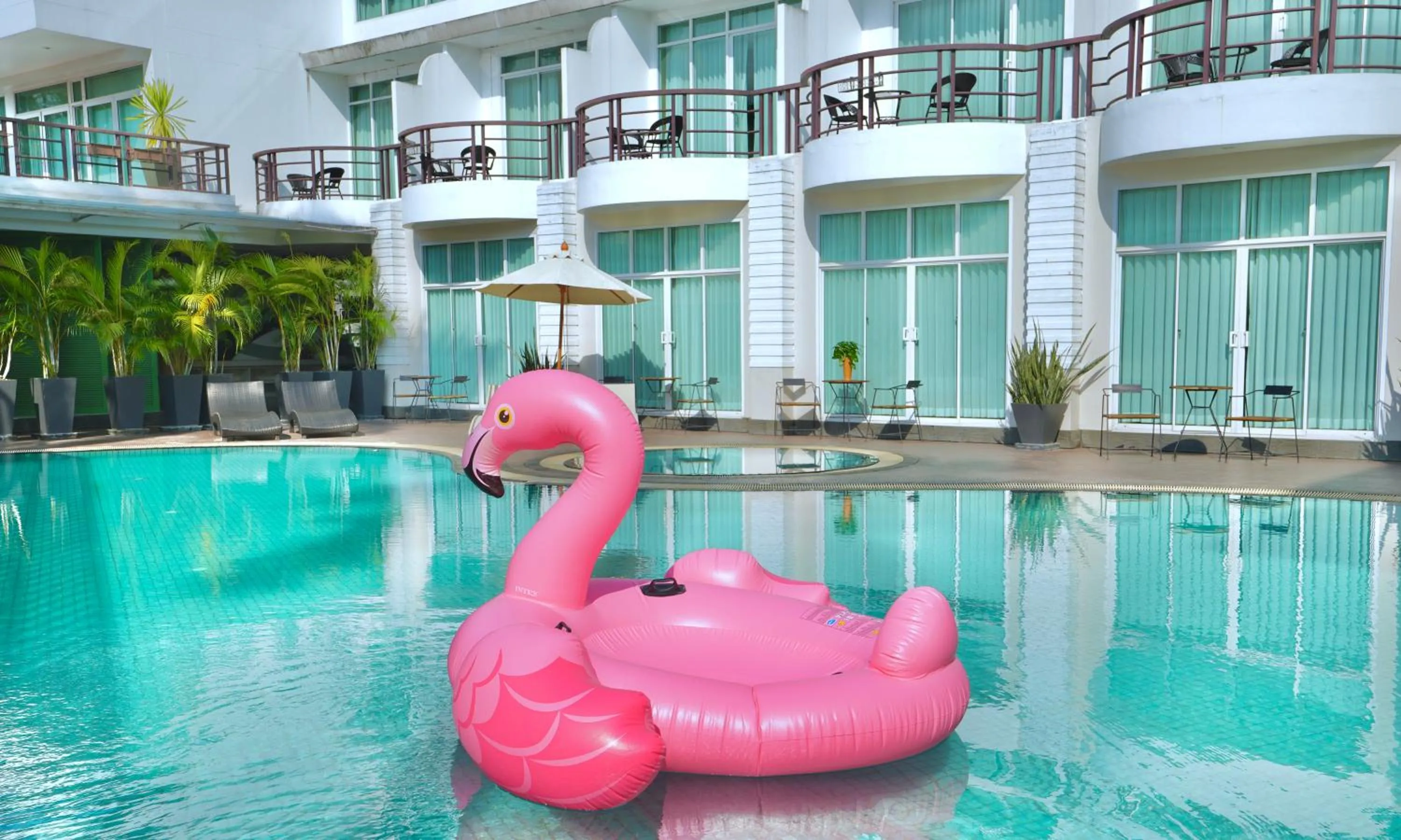 Swimming pool in A-Te Chumphon Hotel - SHA Plus
