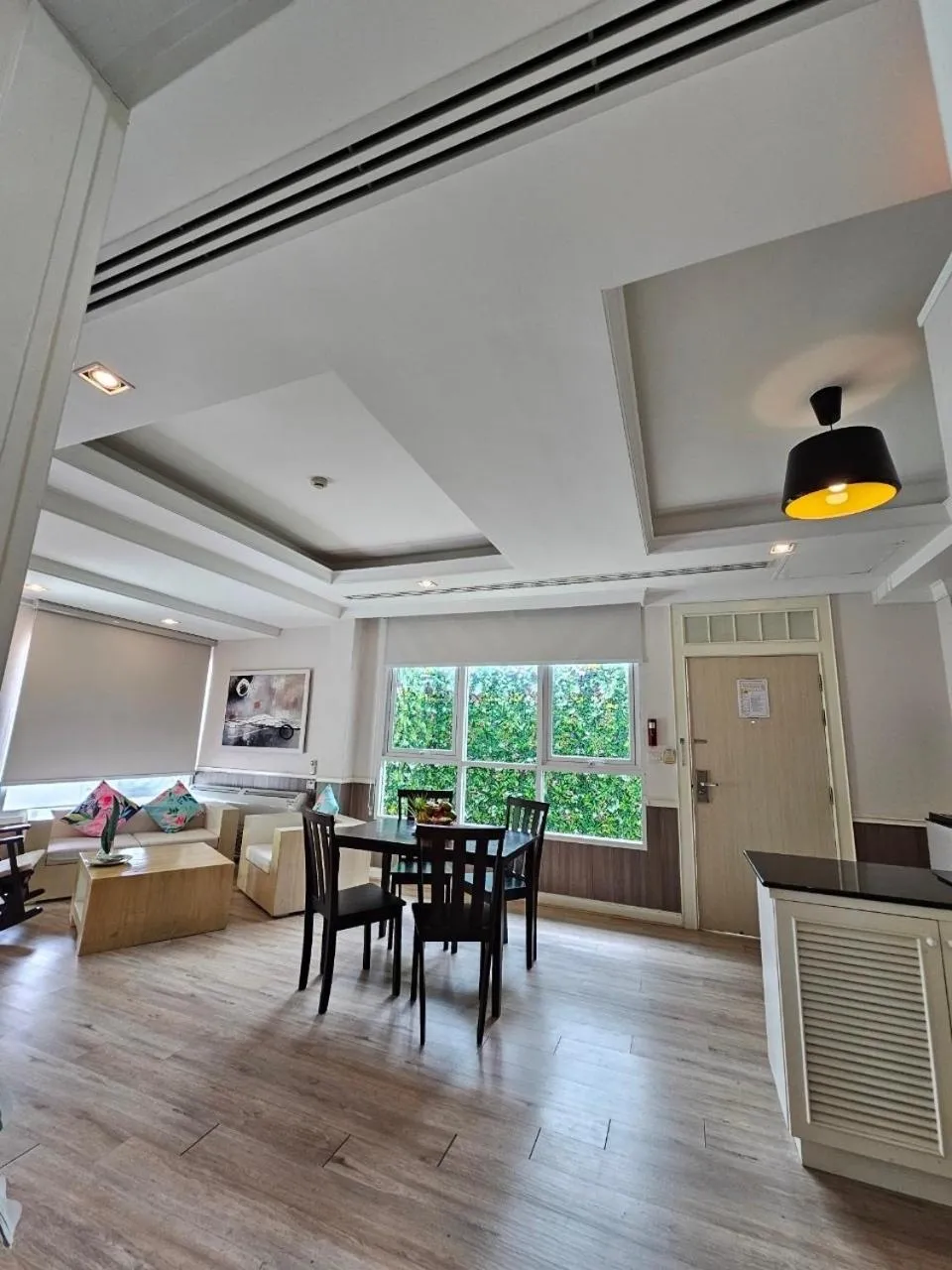 Seating area in A-Te Chumphon Hotel - SHA Plus