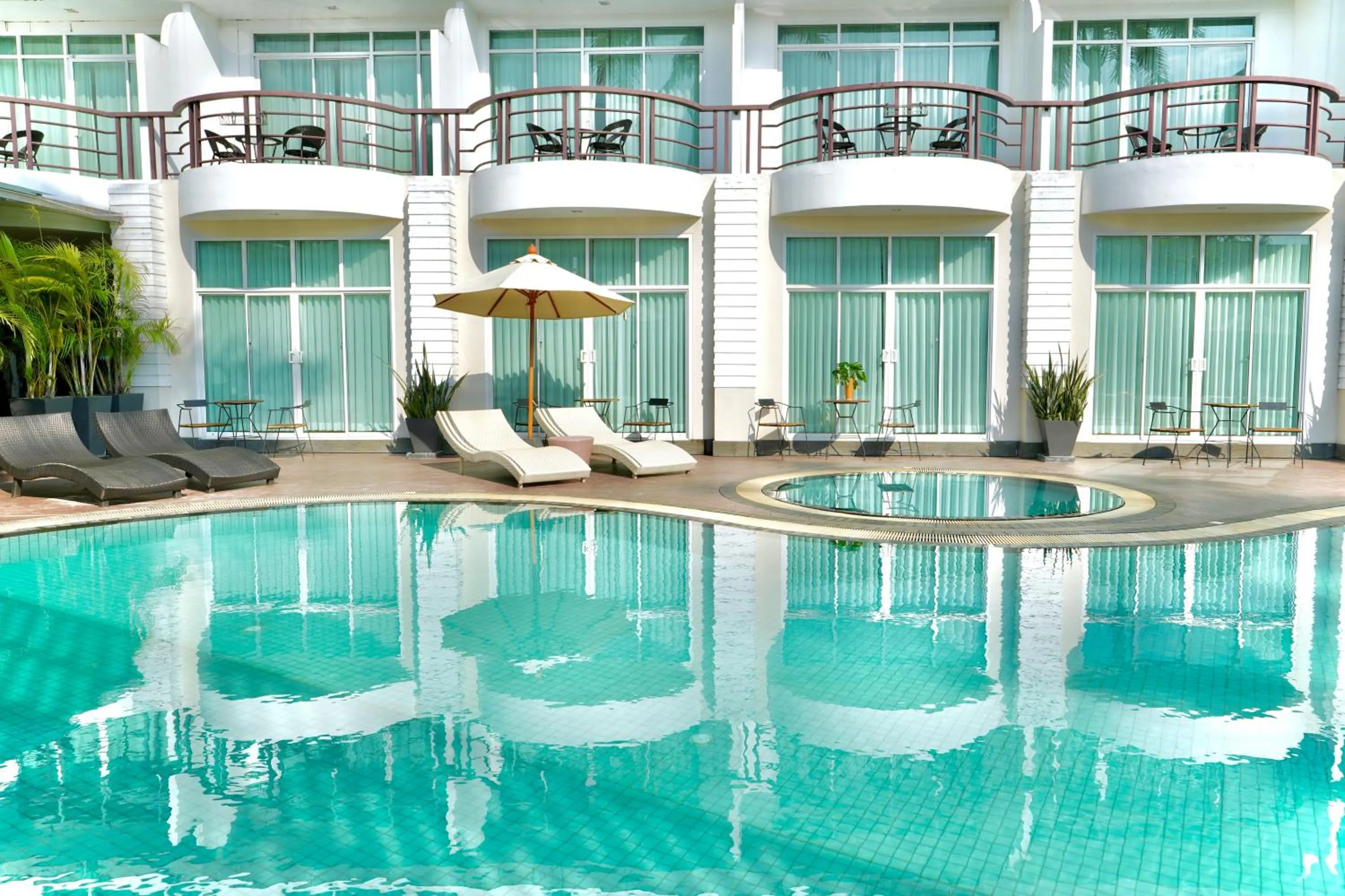 Swimming pool in A-Te Chumphon Hotel - SHA Plus