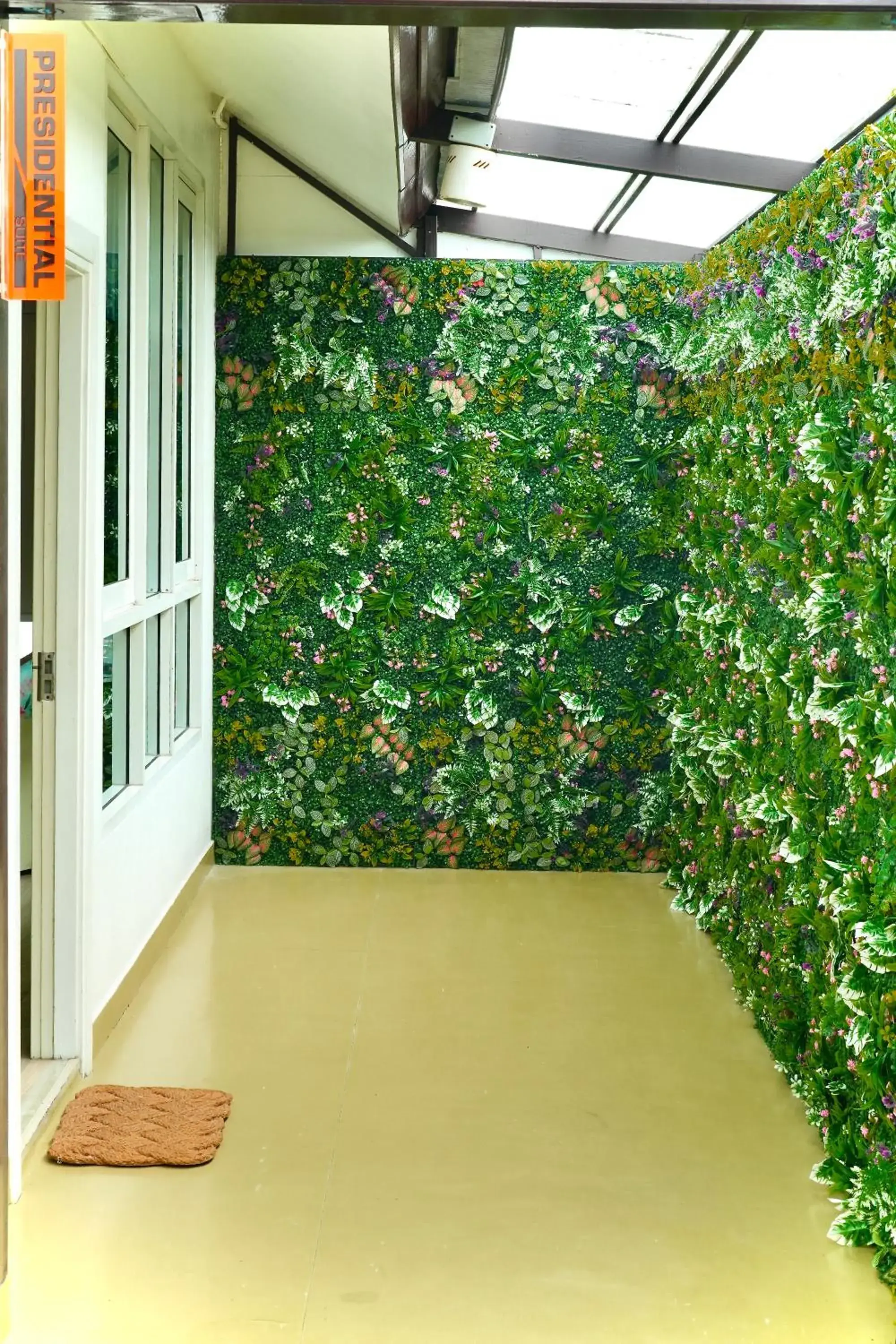 Property building in A-Te Chumphon Hotel - SHA Plus Property building in A-Te Chumphon Hotel - SHA Plus