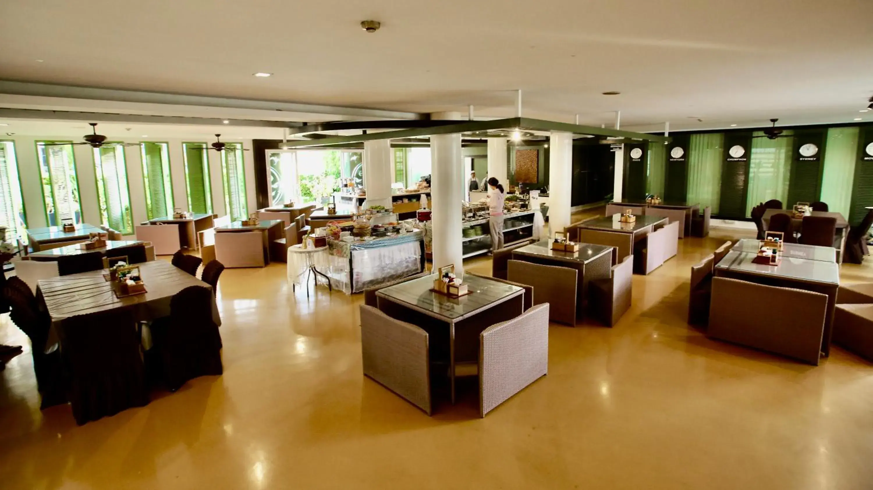 Restaurant/places to eat in A-Te Chumphon Hotel - SHA Plus Restaurant/places to eat in A-Te Chumphon Hotel - SHA Plus