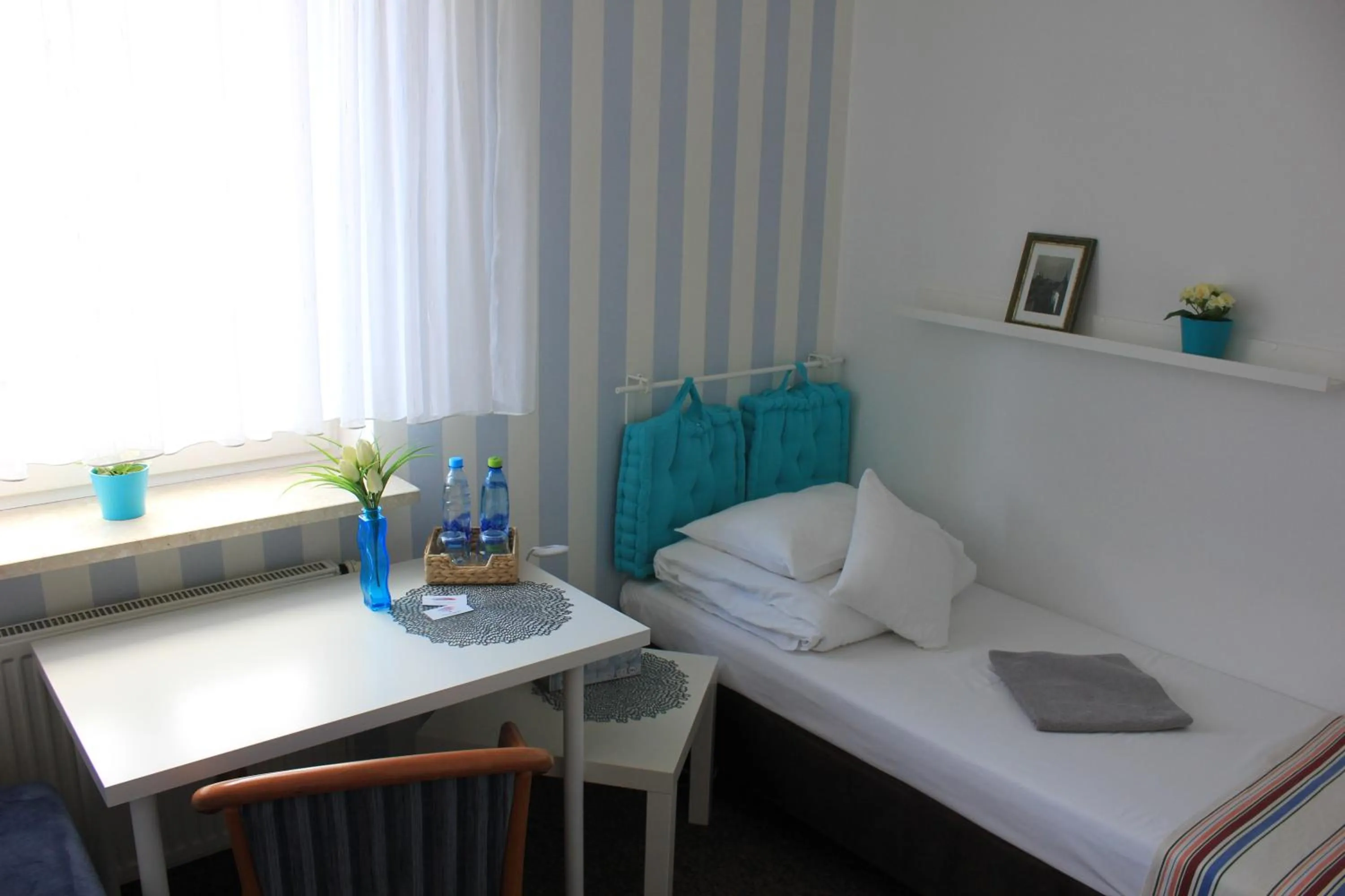 Decorative detail, Bed in Kolorowa Guest Rooms