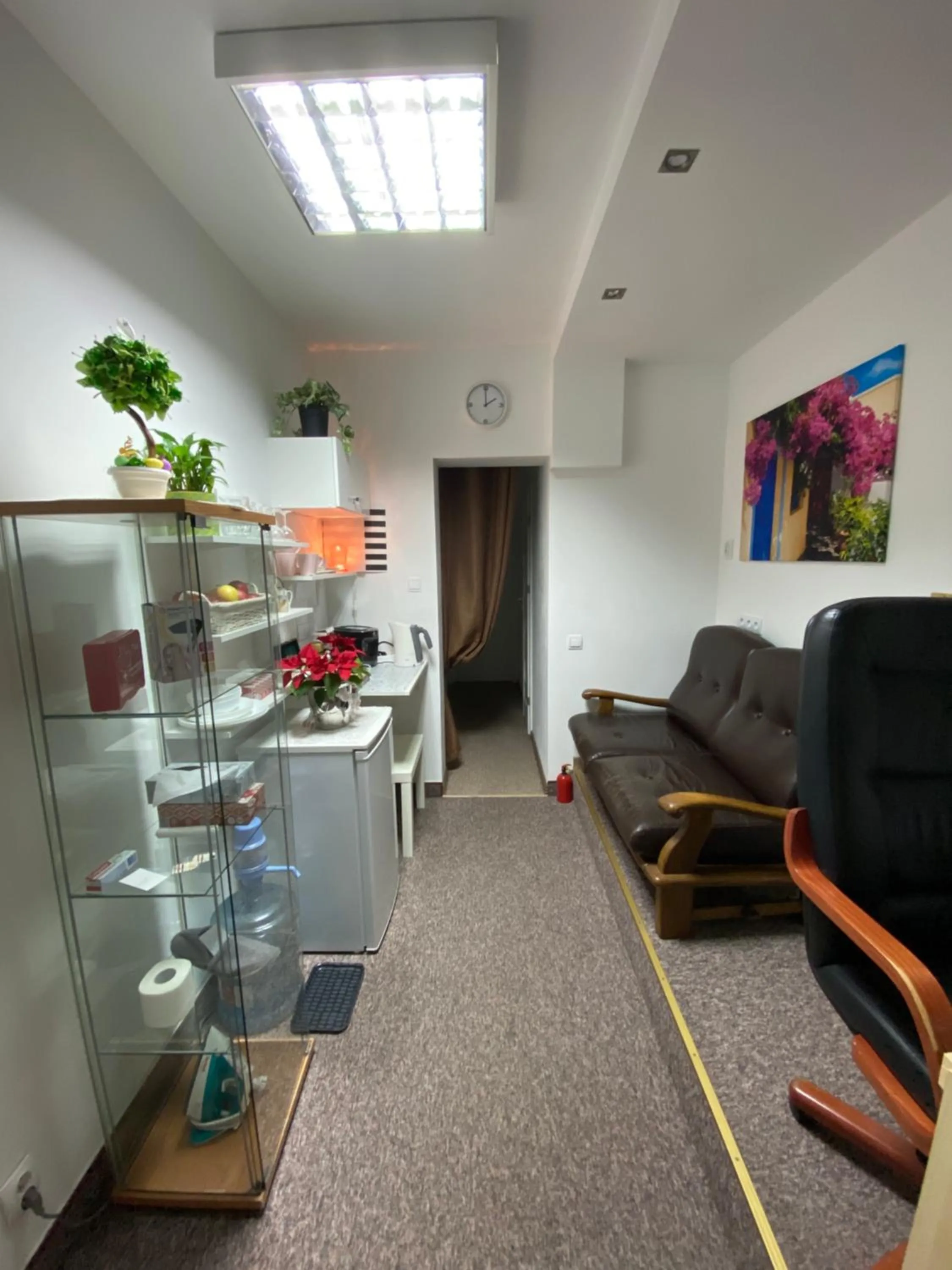 Seating area in Kolorowa Guest Rooms