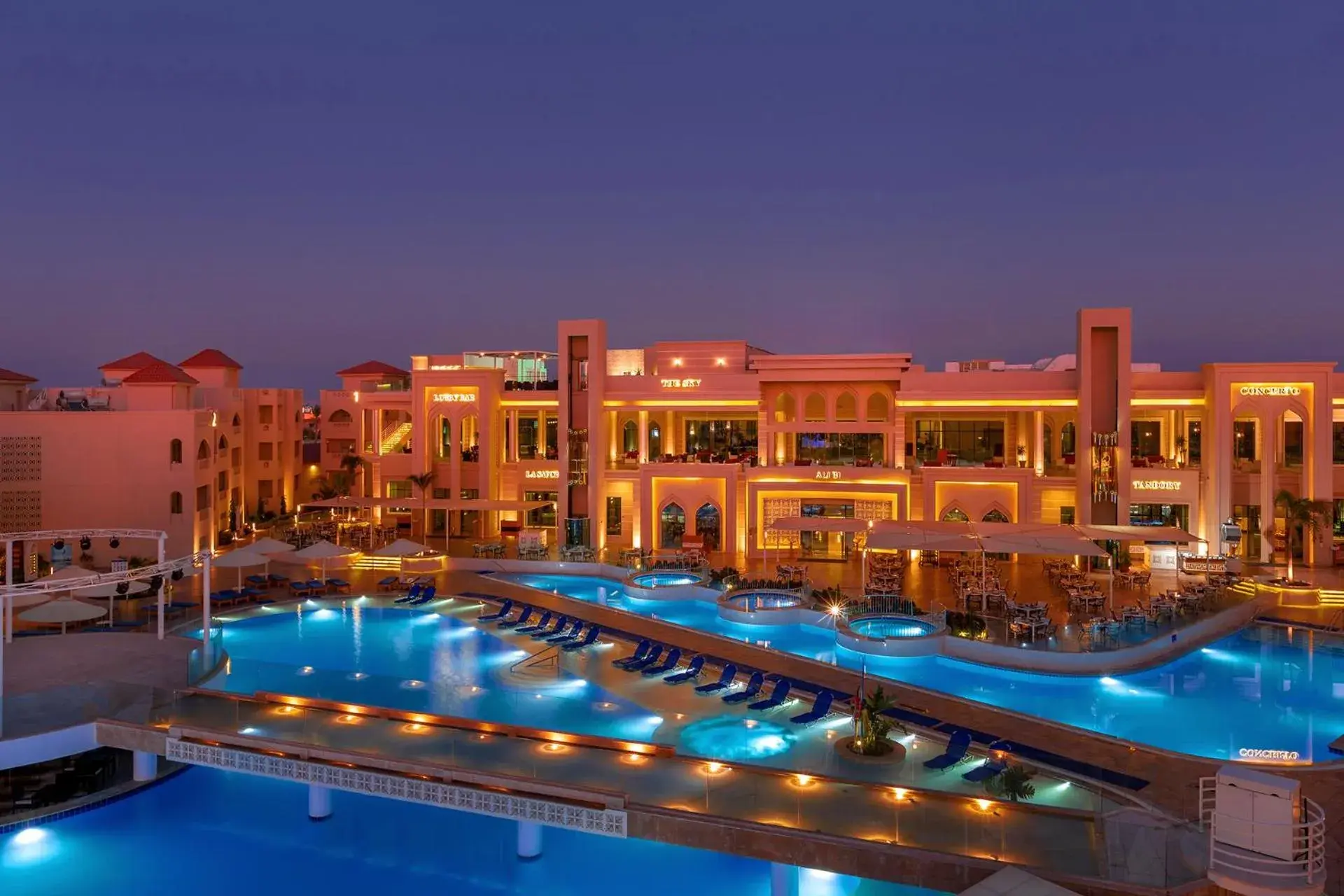 Night, Swimming Pool in Pickalbatros Aqua Blu Resort - Hurghada