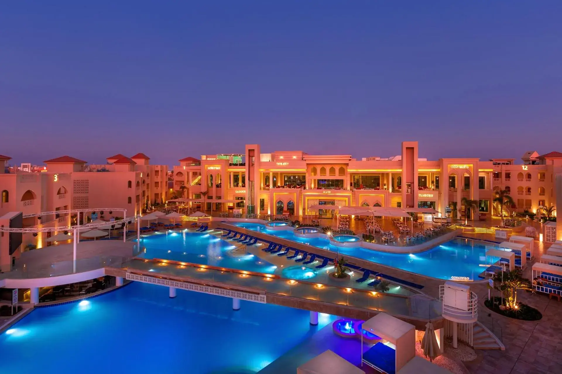 Bird's eye view, Swimming Pool in Pickalbatros Aqua Blu Resort - Hurghada