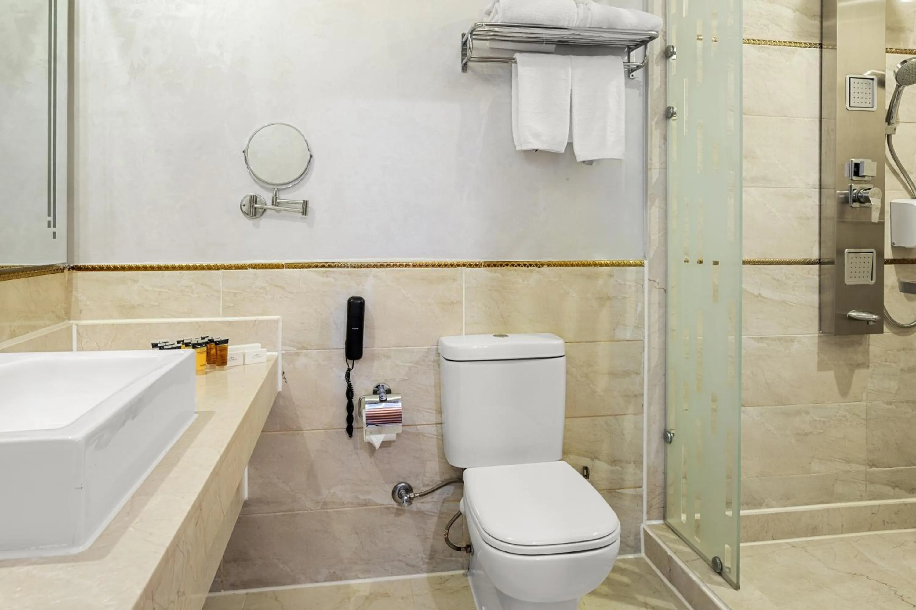 Bathroom in Pickalbatros Aqua Blu Resort - Hurghada