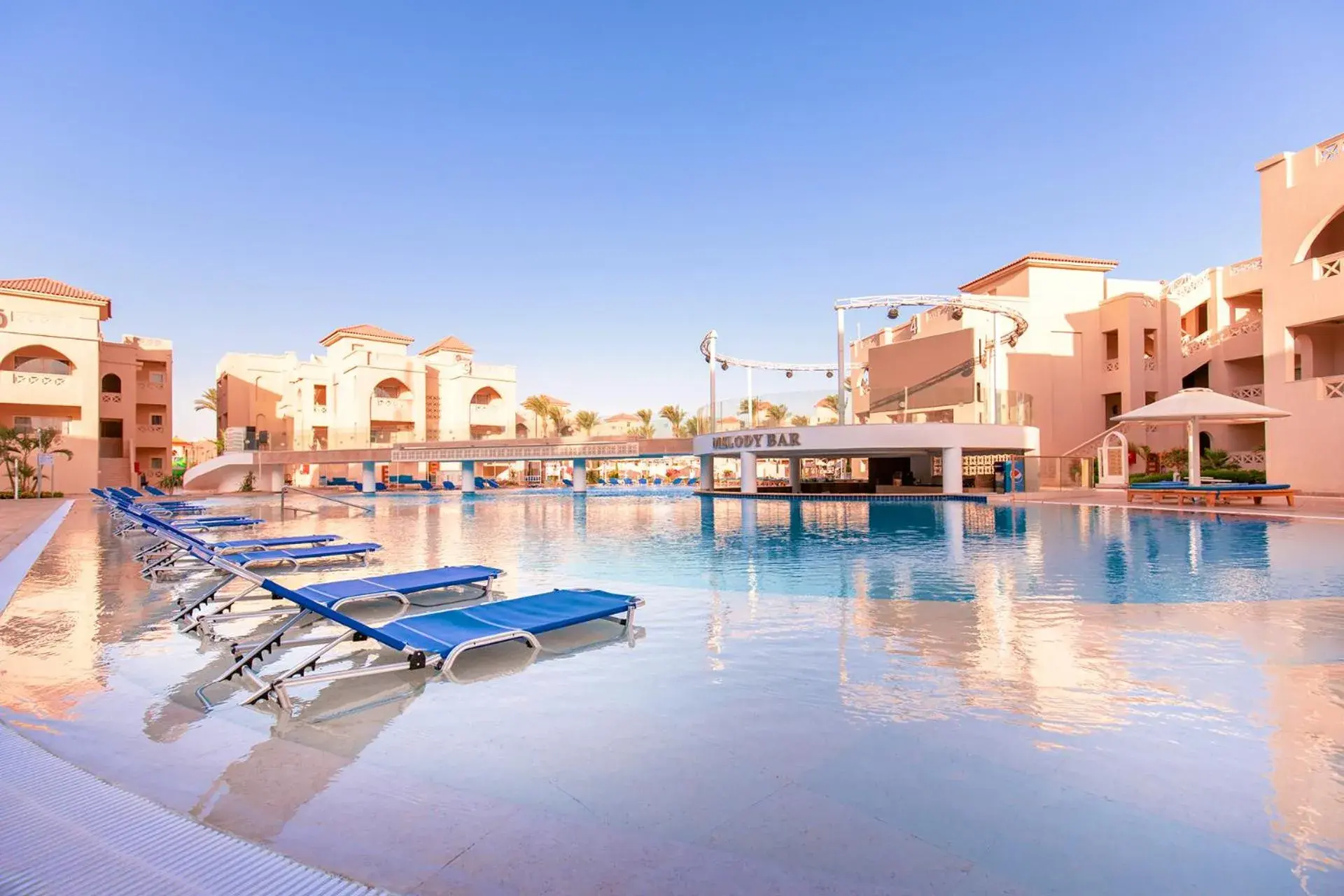 Swimming Pool in Pickalbatros Aqua Blu Resort - Hurghada