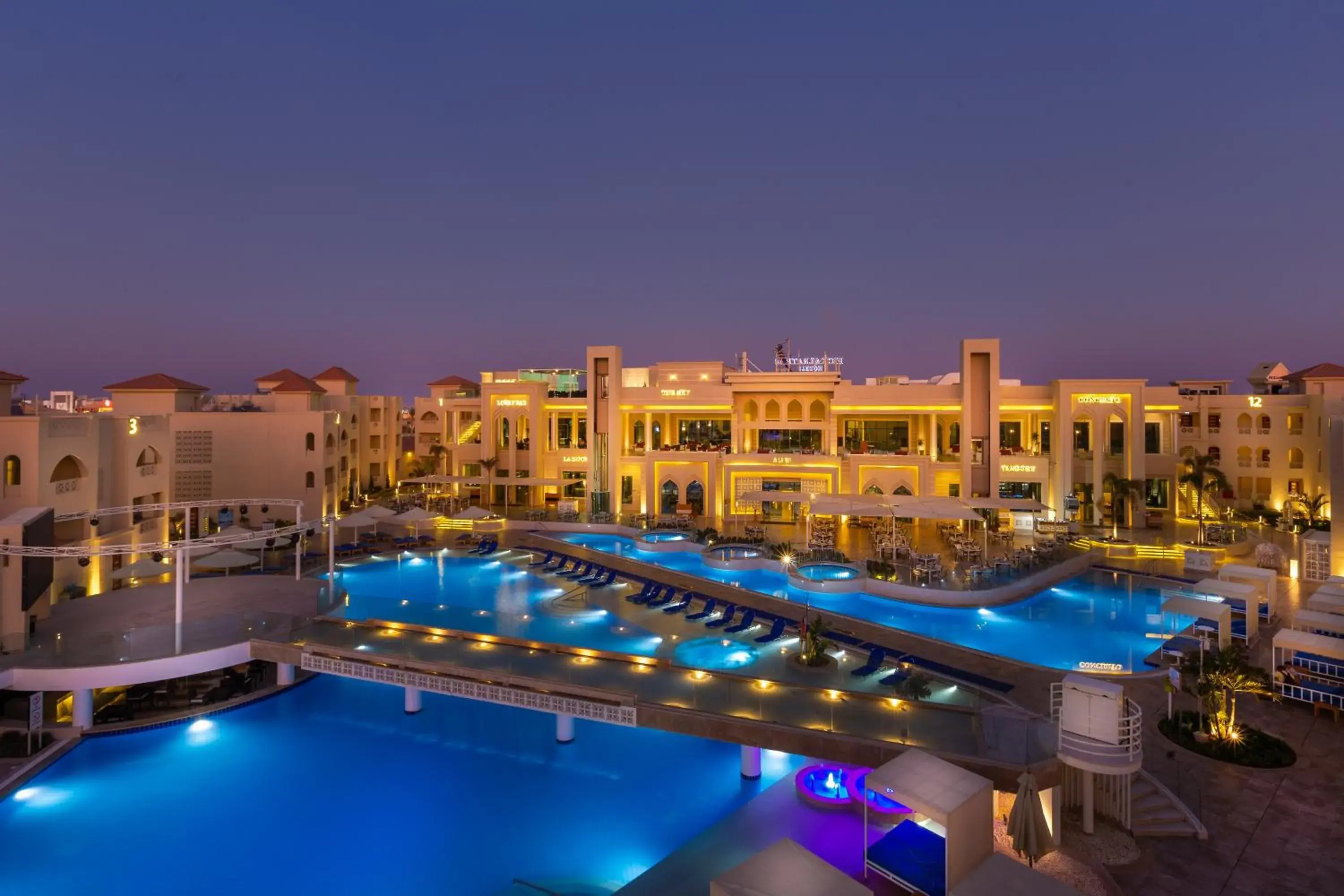 Bird's eye view, Swimming Pool in Pickalbatros Aqua Blu Resort - Hurghada