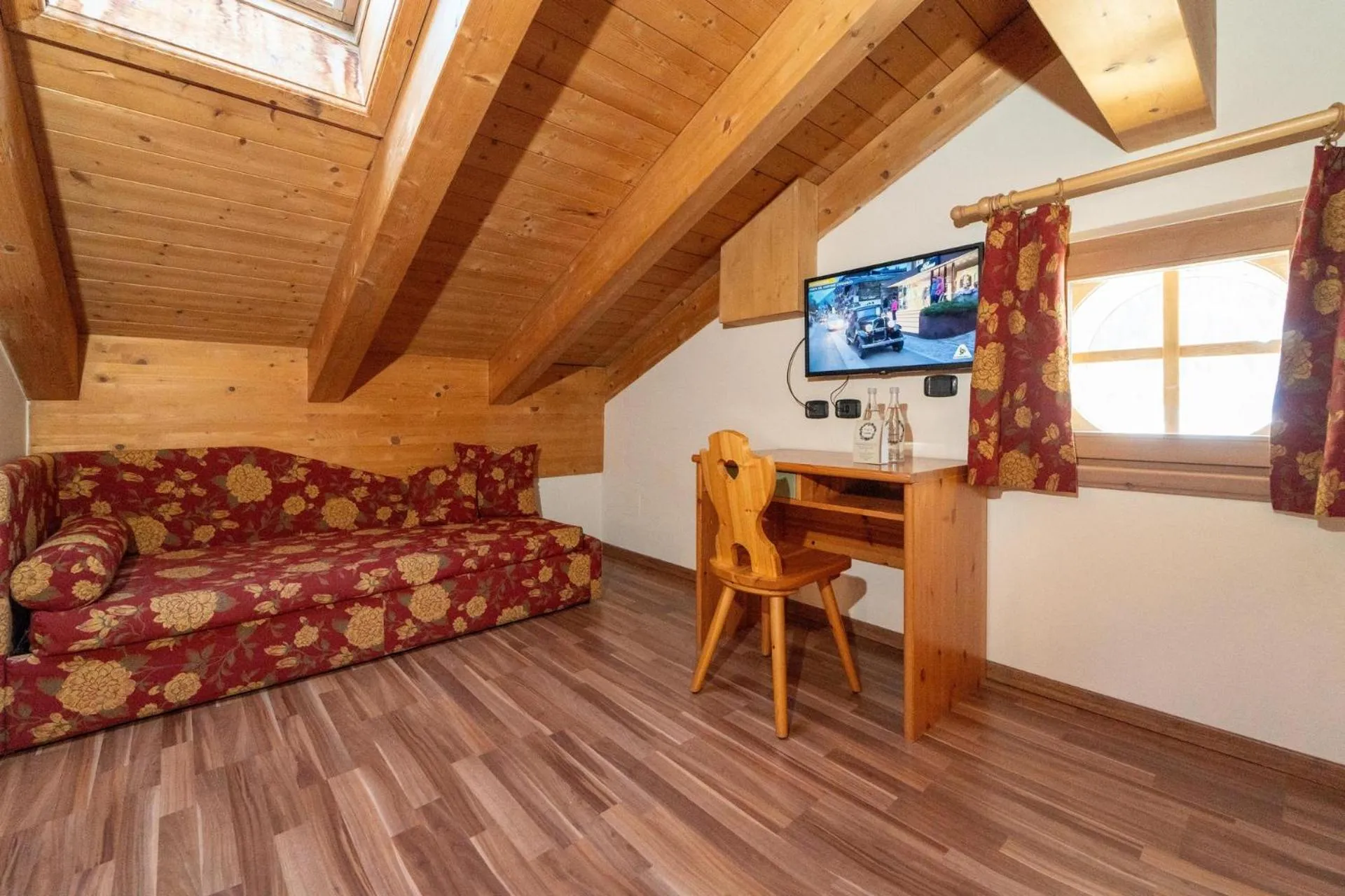 TV and multimedia in Hotel Primula