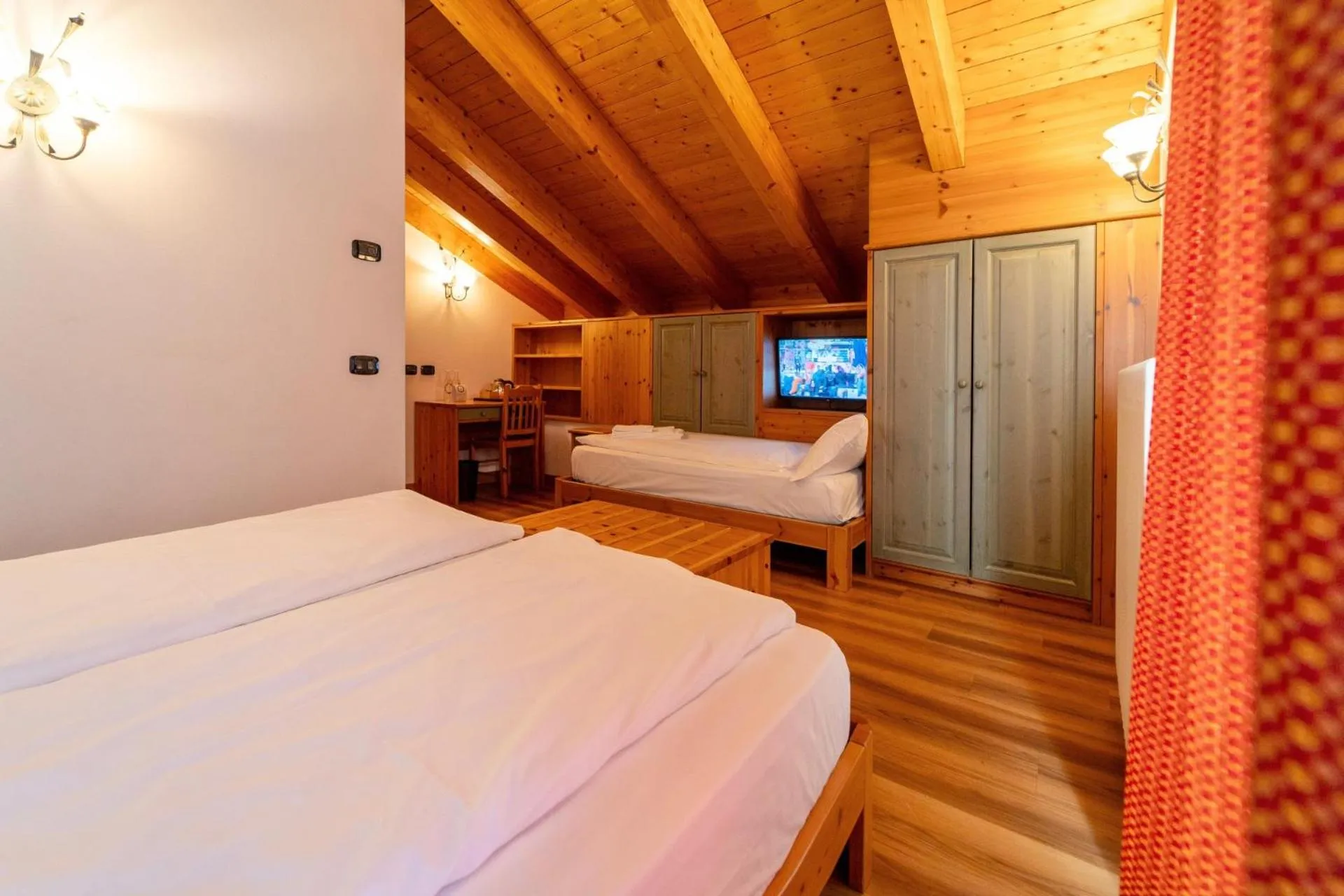 Bed in Hotel Primula