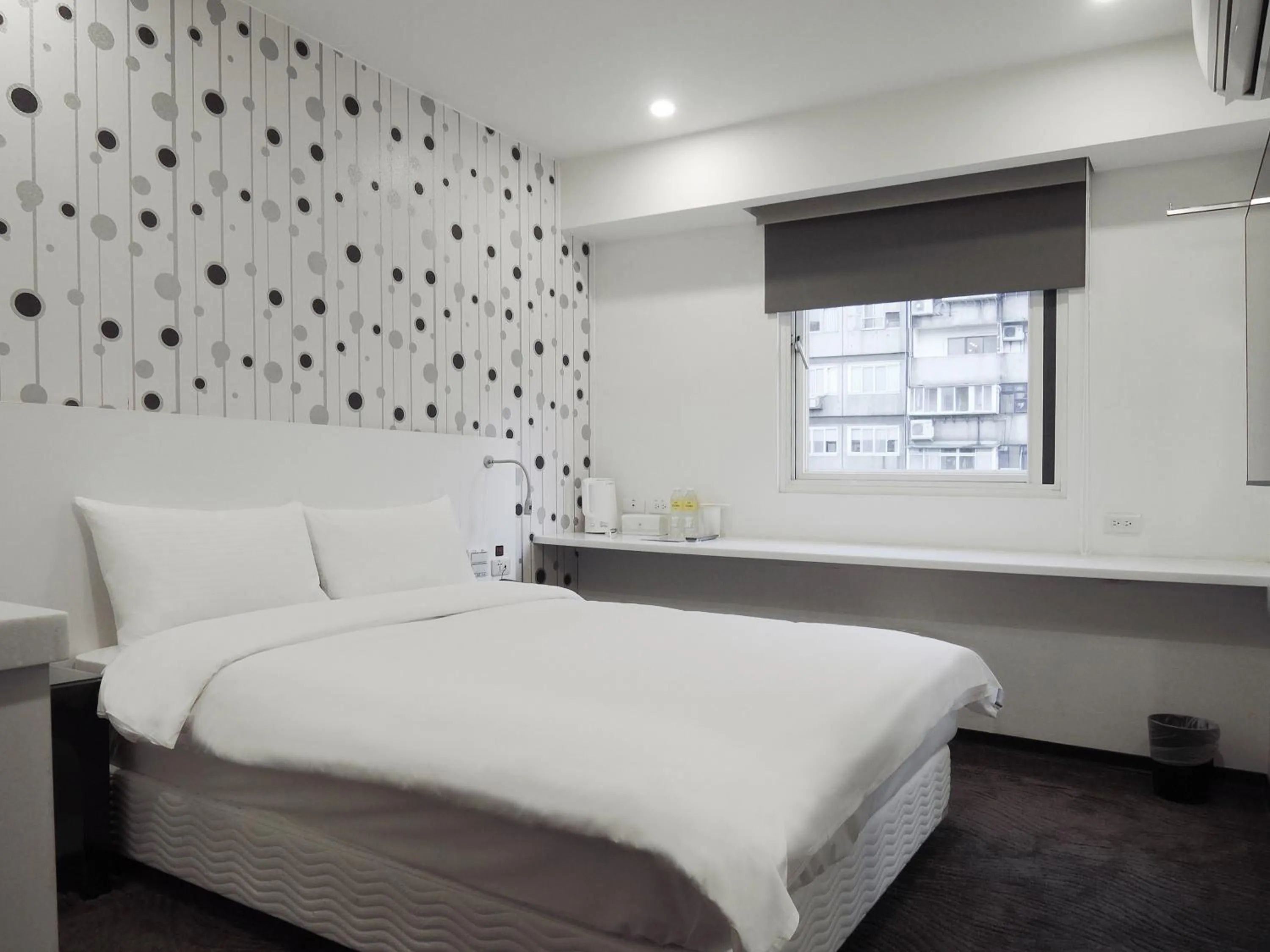 Bed in CHECK inn Express Taipei Yongkang