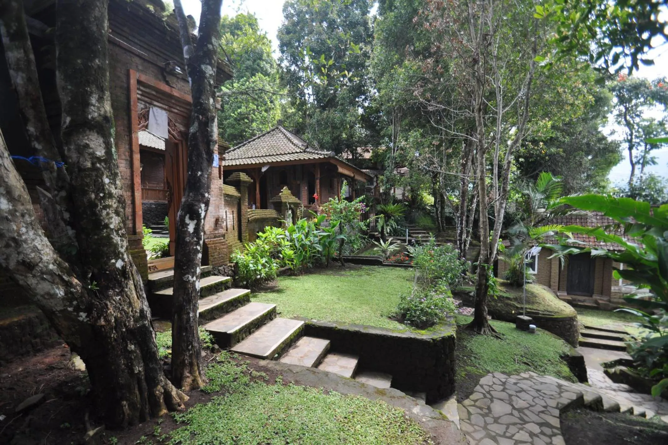 Garden view in Puri Lumbung Cottages Restaurant & Spa Munduk