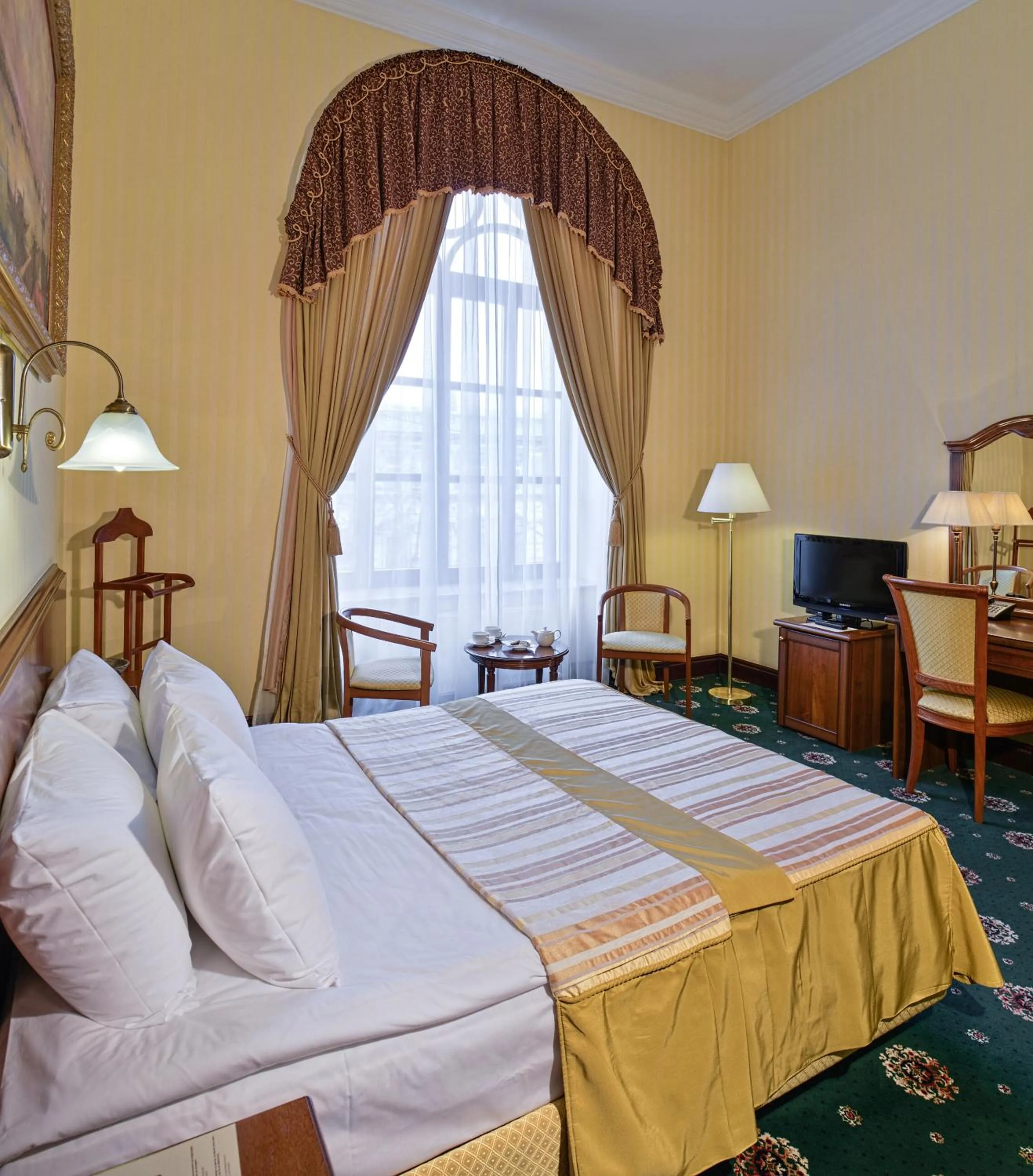 Ayvazovsky Hotel