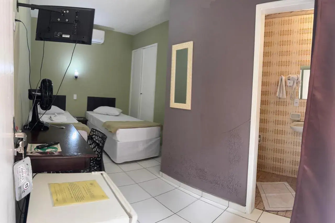 Double Room with Garden View - single occupancy in Hotel Colonial Bragança Paulista Double Room with Garden View - single occupancy in Hotel Colonial Bragança Paulista