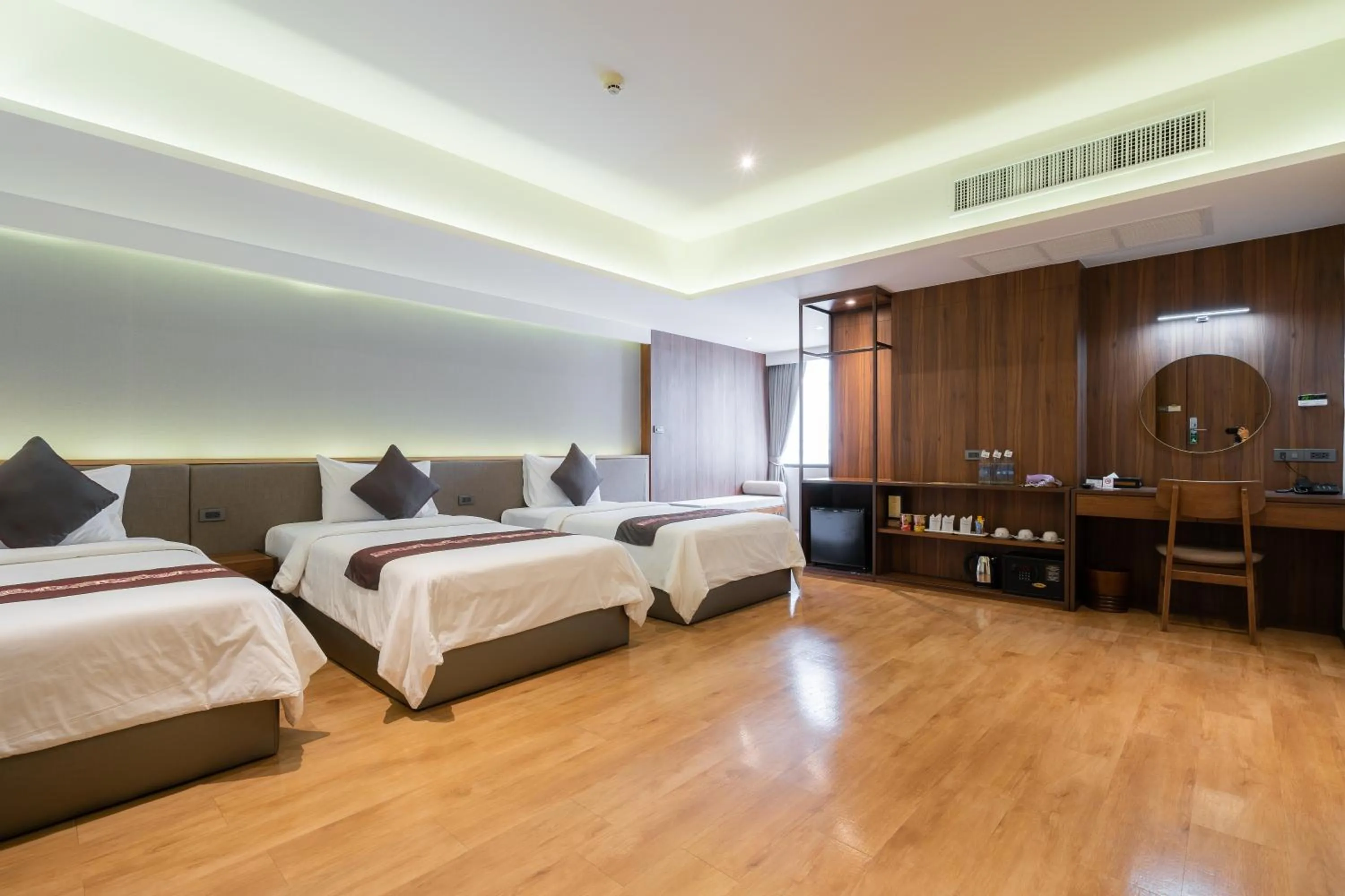 Bed in True Siam Phayathai Hotel