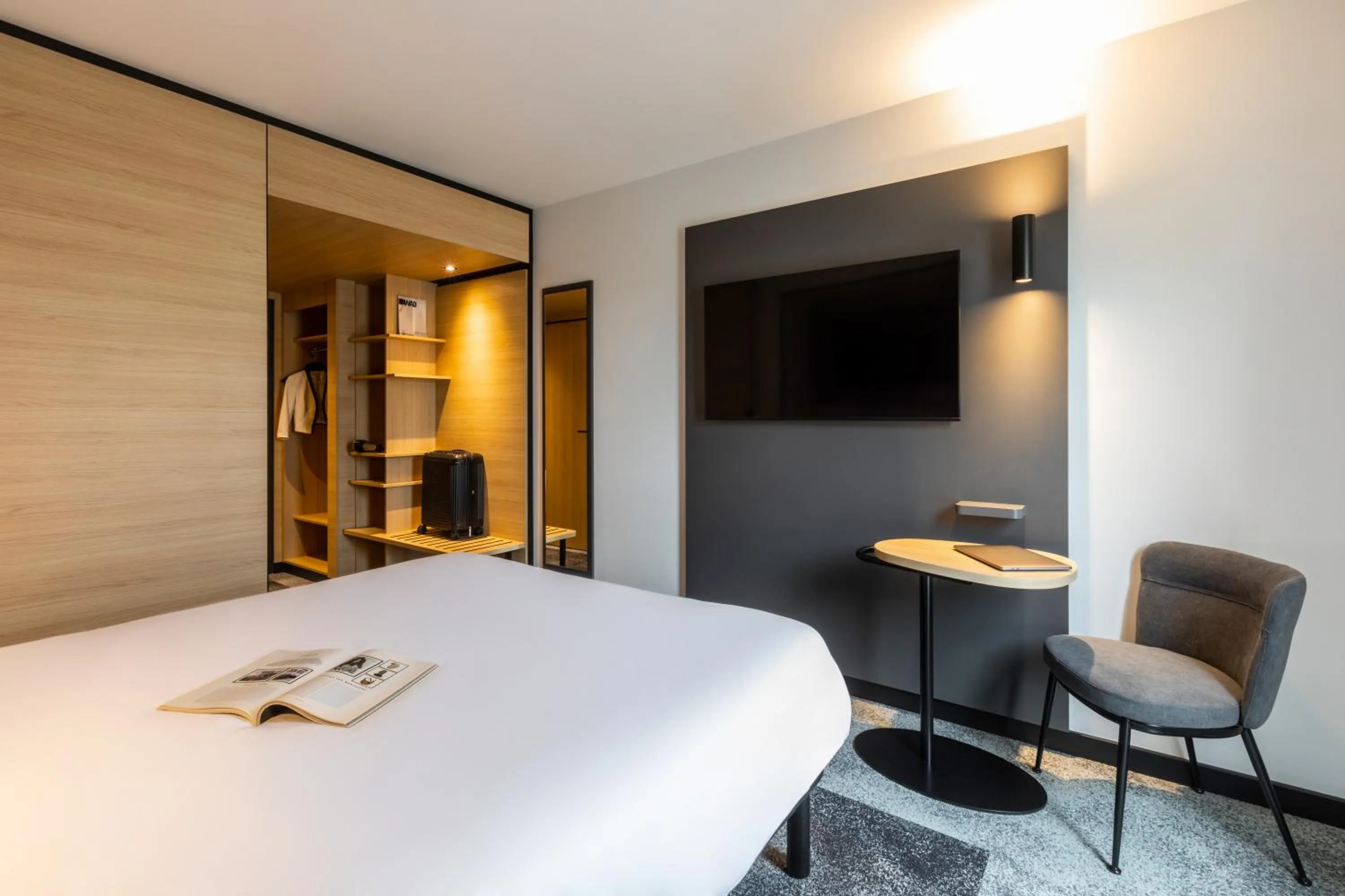 Bed in ibis Nancy Centre Stanislas