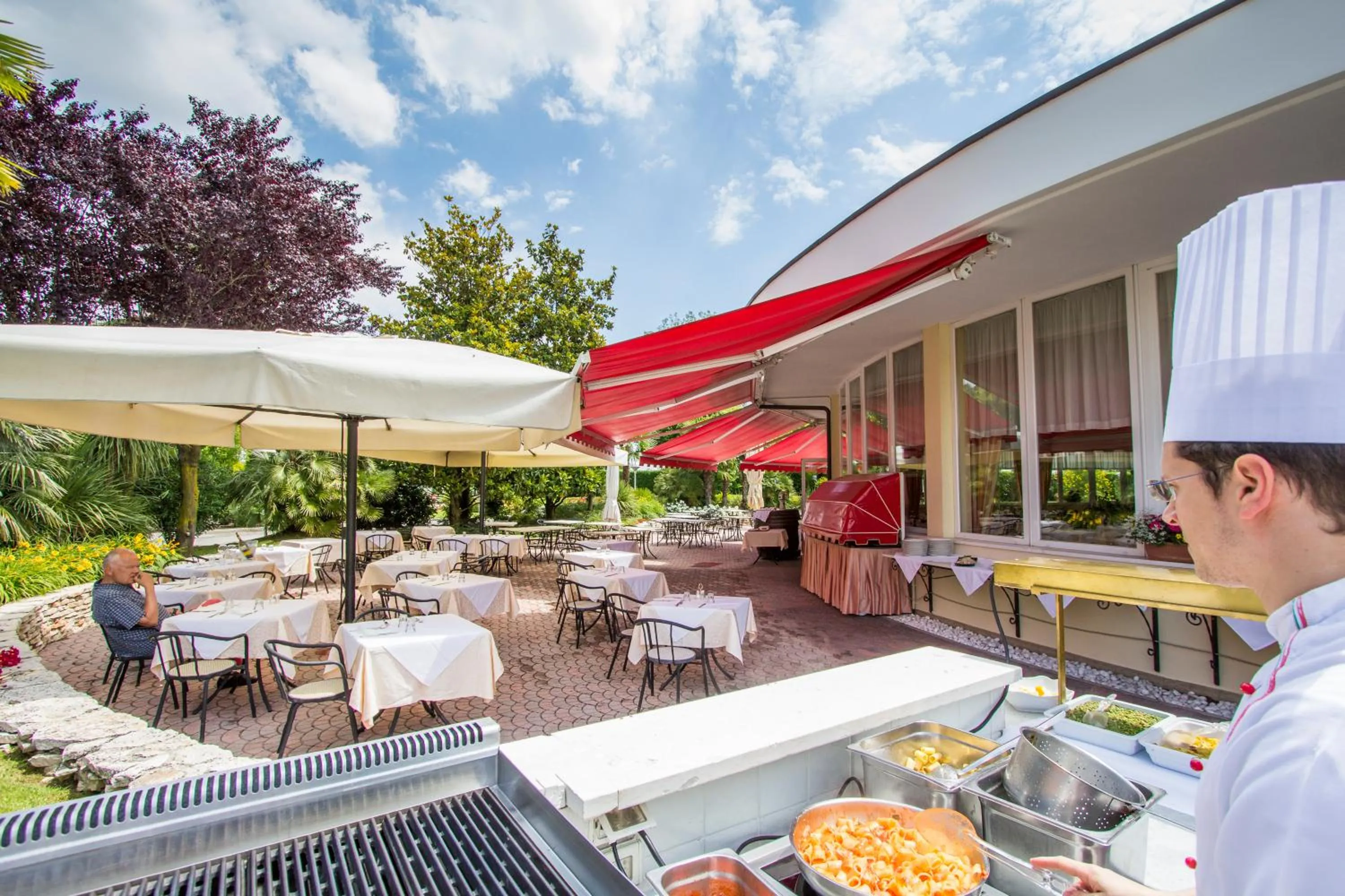 Restaurant/places to eat in Hotel Terme Leonardo