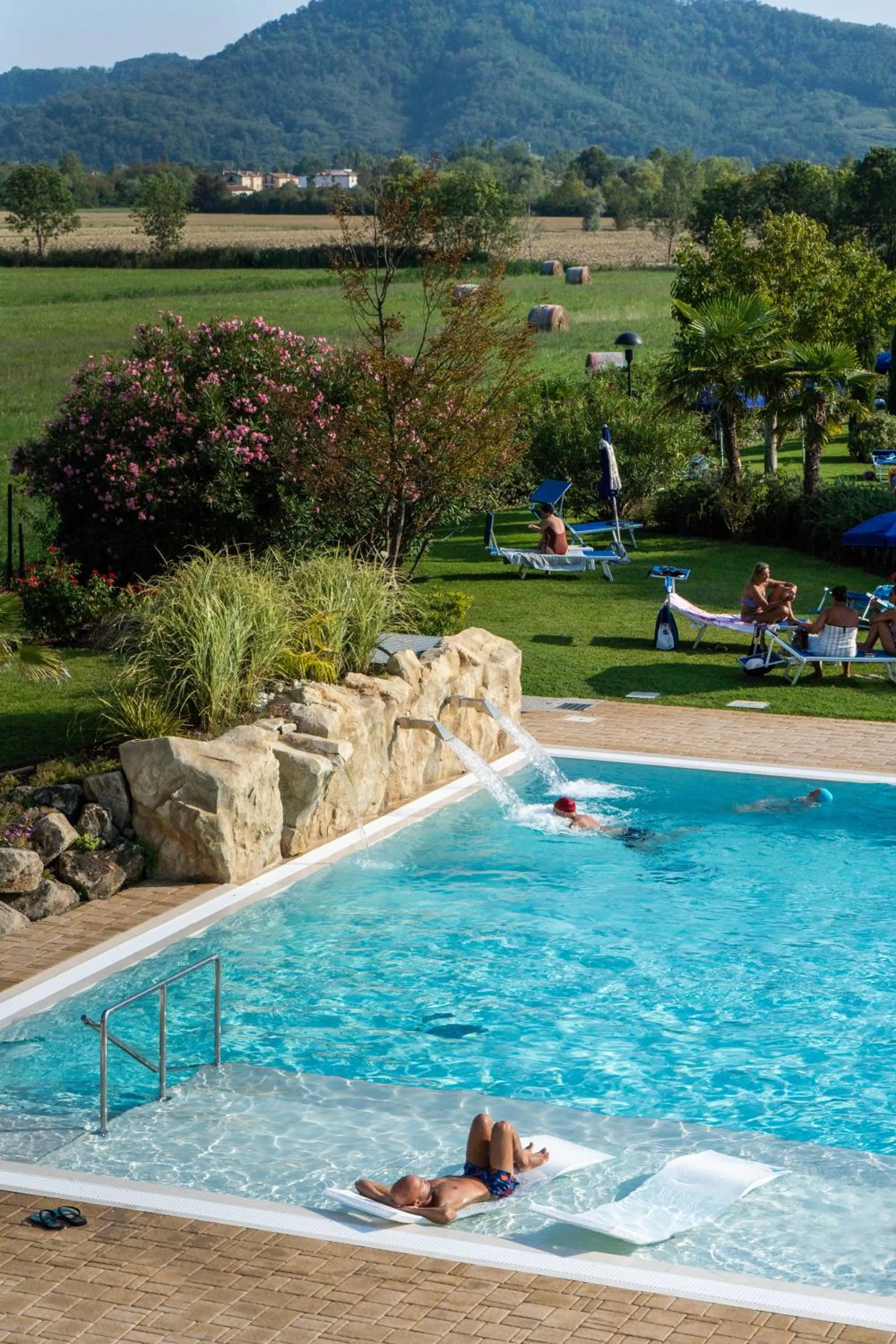 Hot Spring Bath in Hotel Terme Leonardo