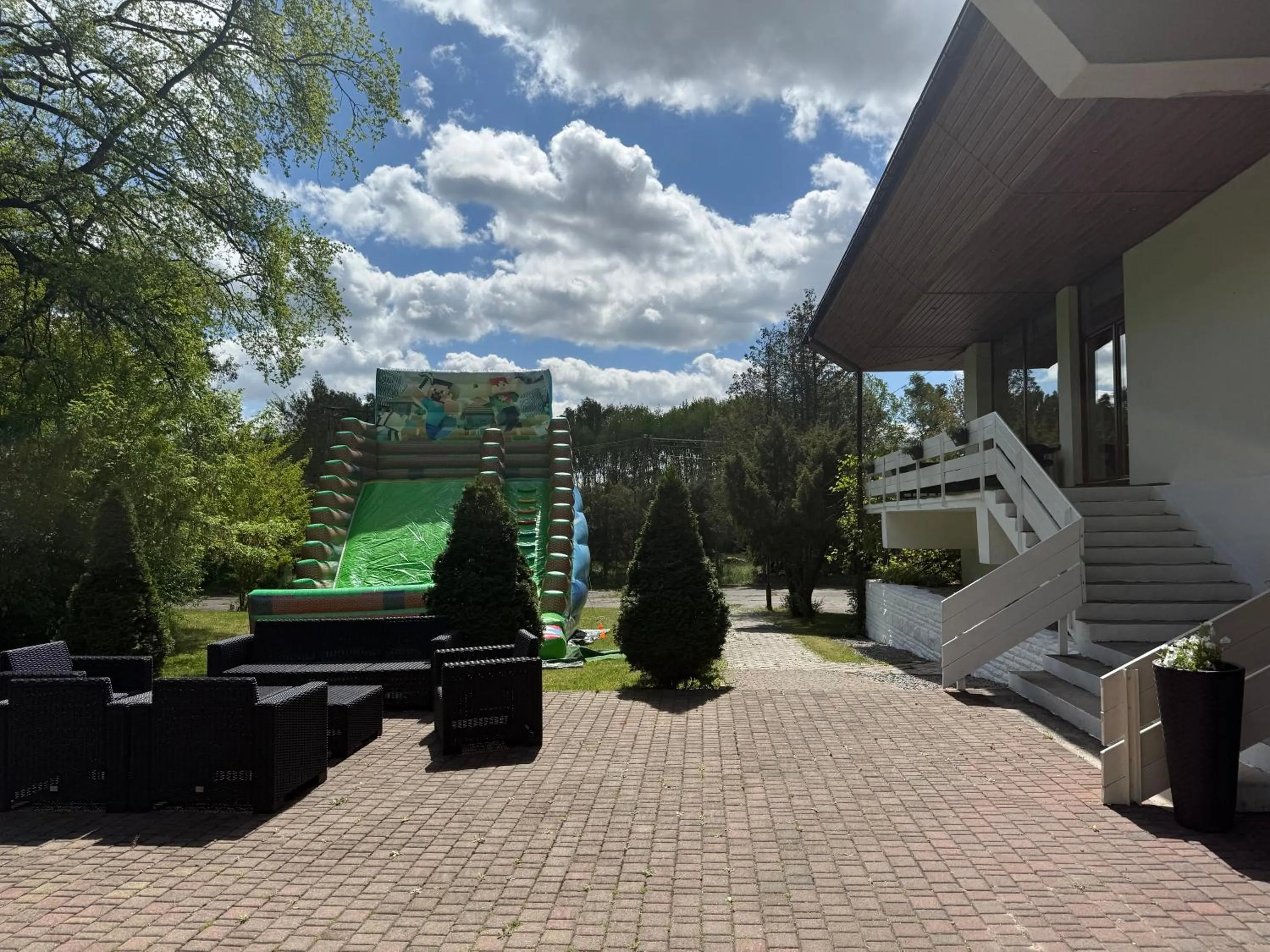 Property building in Hotel Zajazd Tumidaj