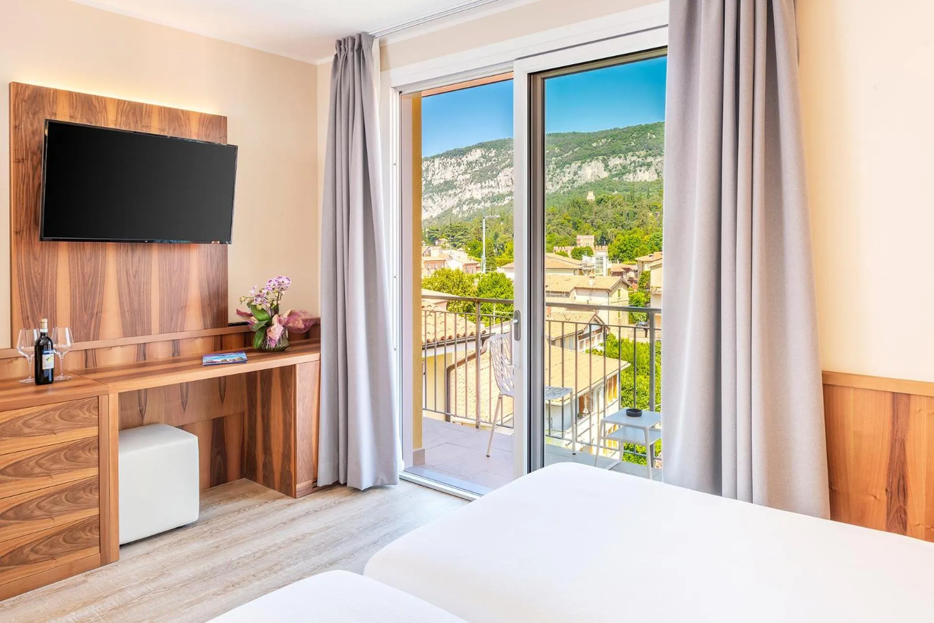 Bed in Hotel Centrale