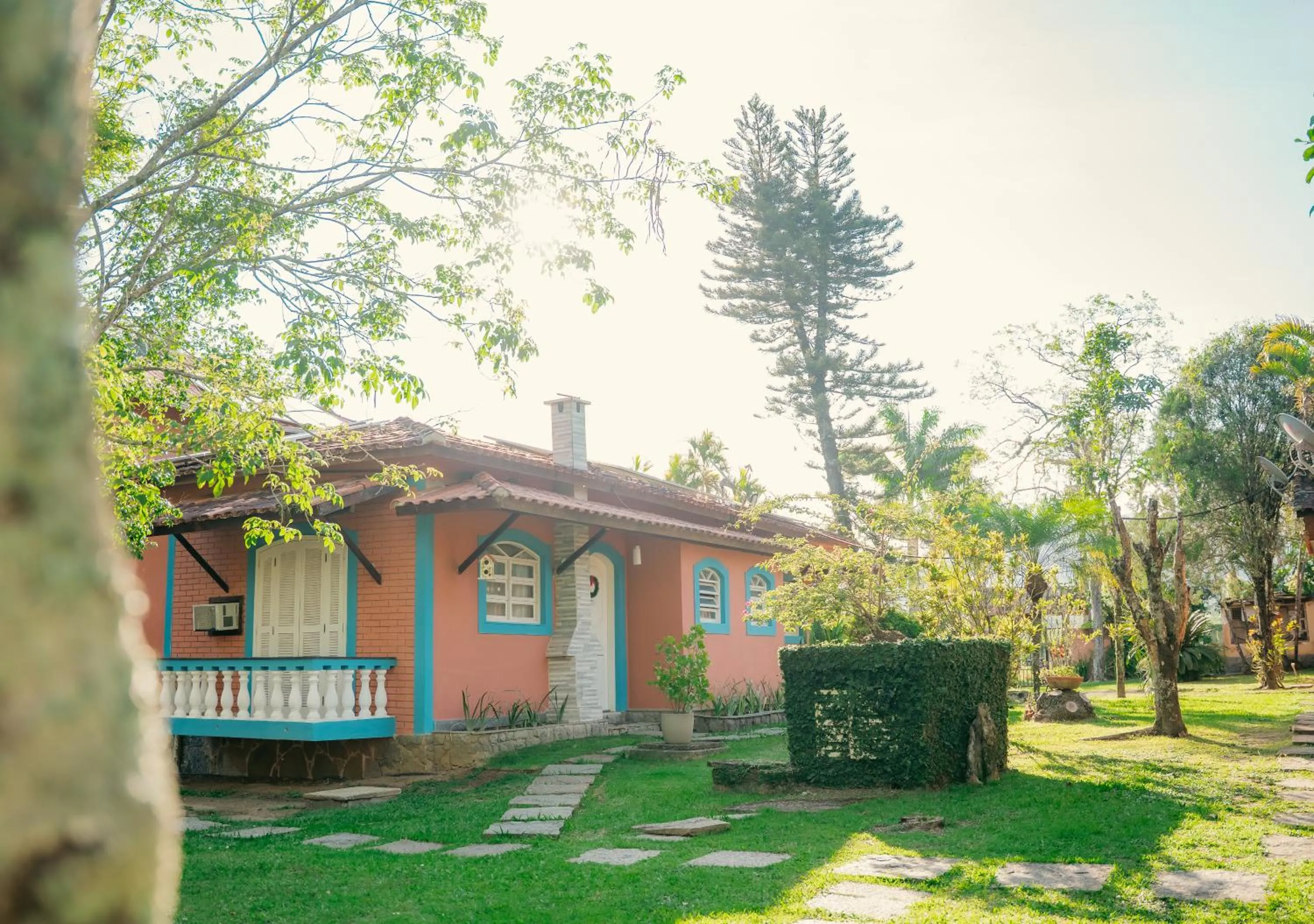 Garden view in Pousada Flor de Penedo