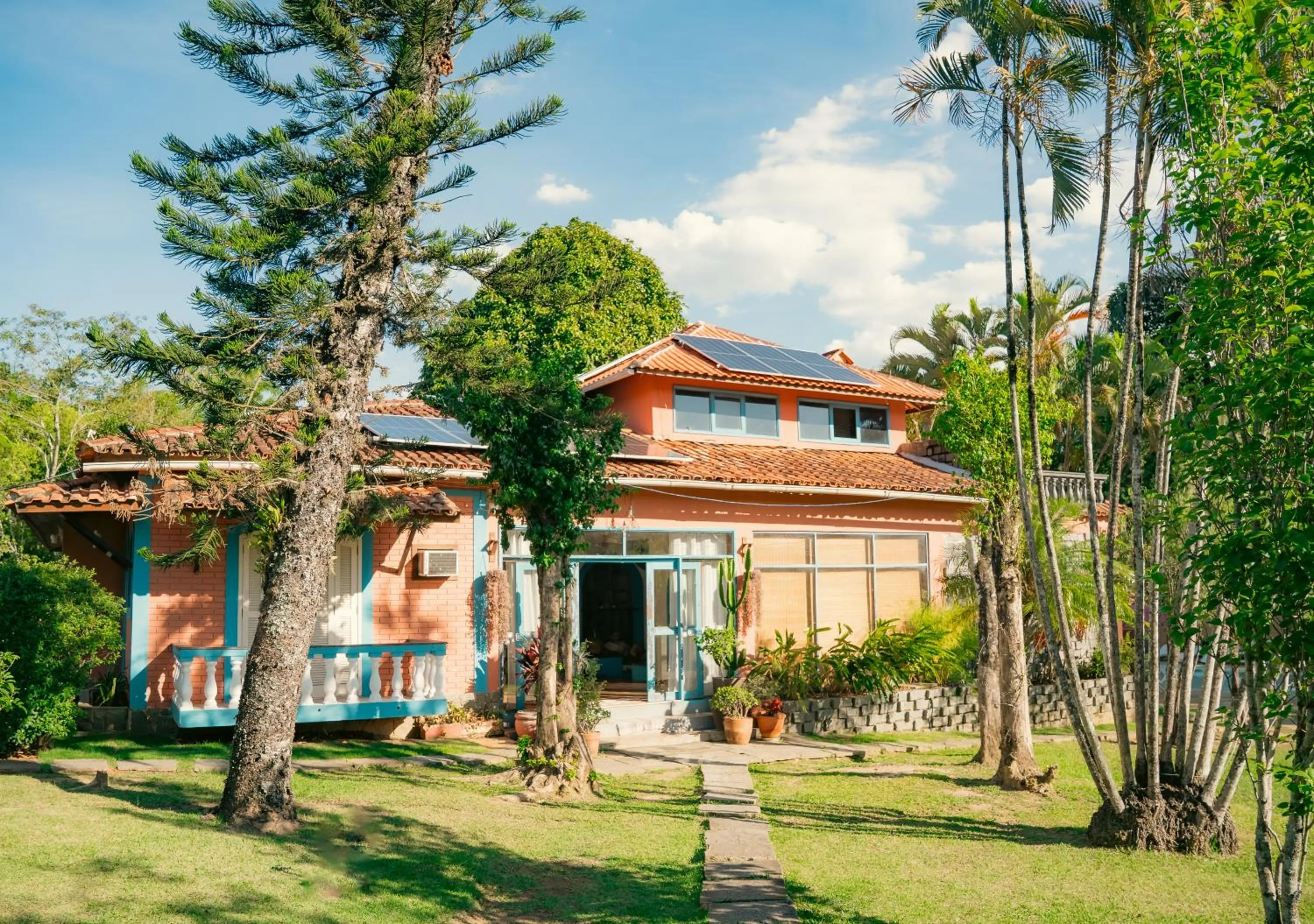 Property building in Pousada Flor de Penedo