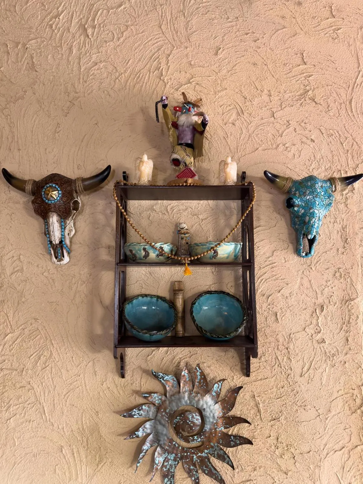 Decorative detail in Zion Villa True North