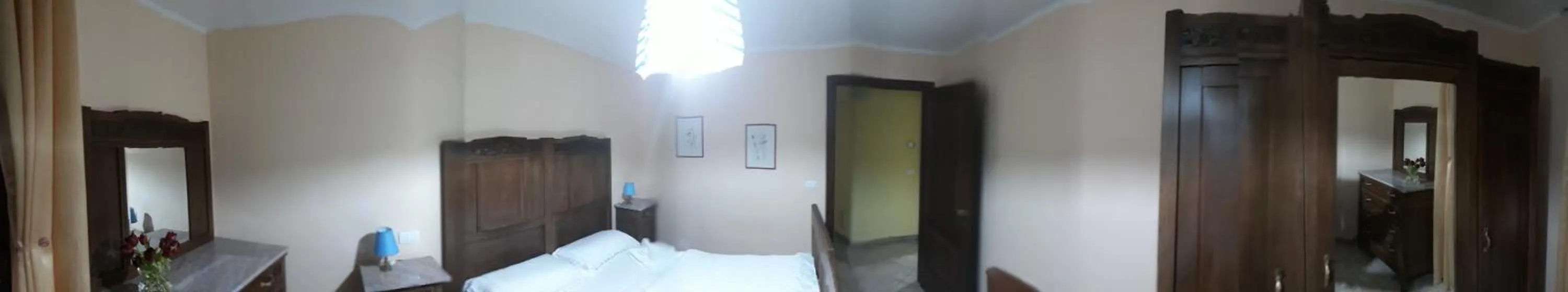 Photo of the whole room, Bed in B&B del Borgo