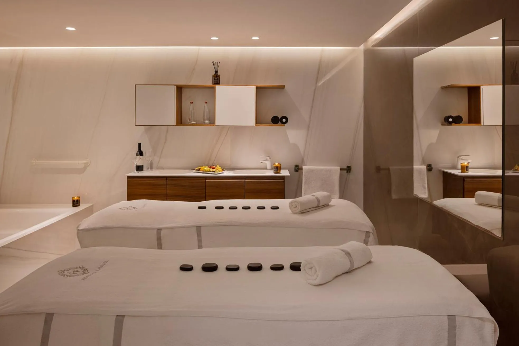 Spa and wellness centre/facilities, Bed in Herbert Samuel Hod Dead Sea Hotel