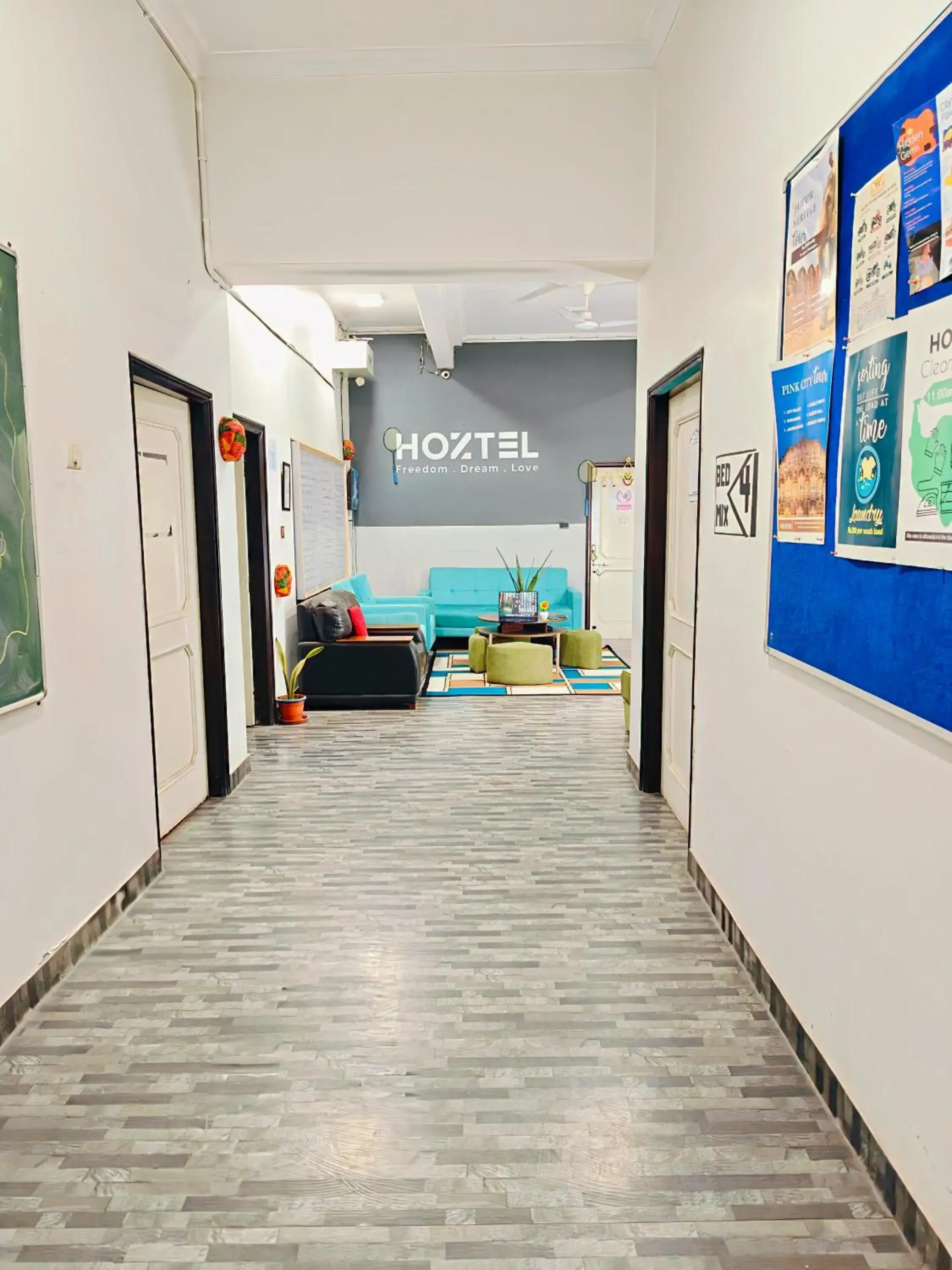 Lobby or reception in Hoztel Jaipur Lobby or reception in Hoztel Jaipur