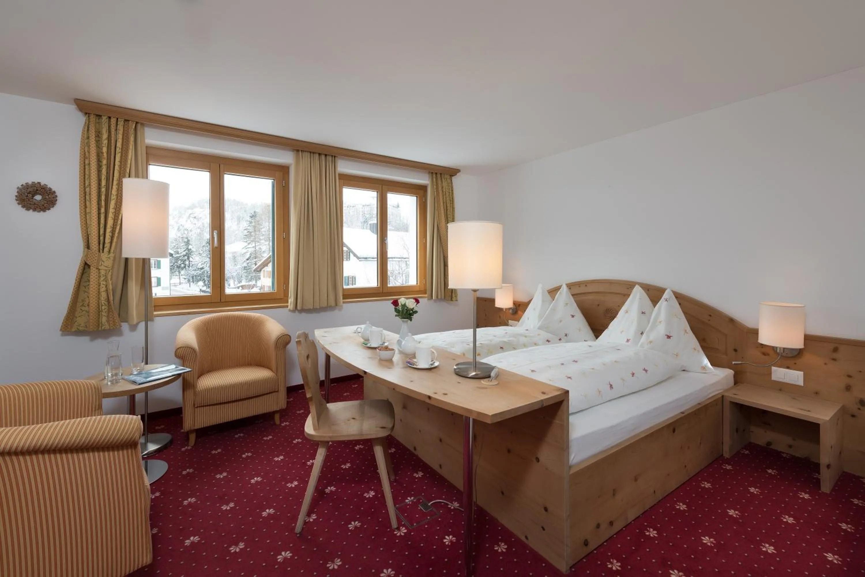 Bed in Hotel Seraina