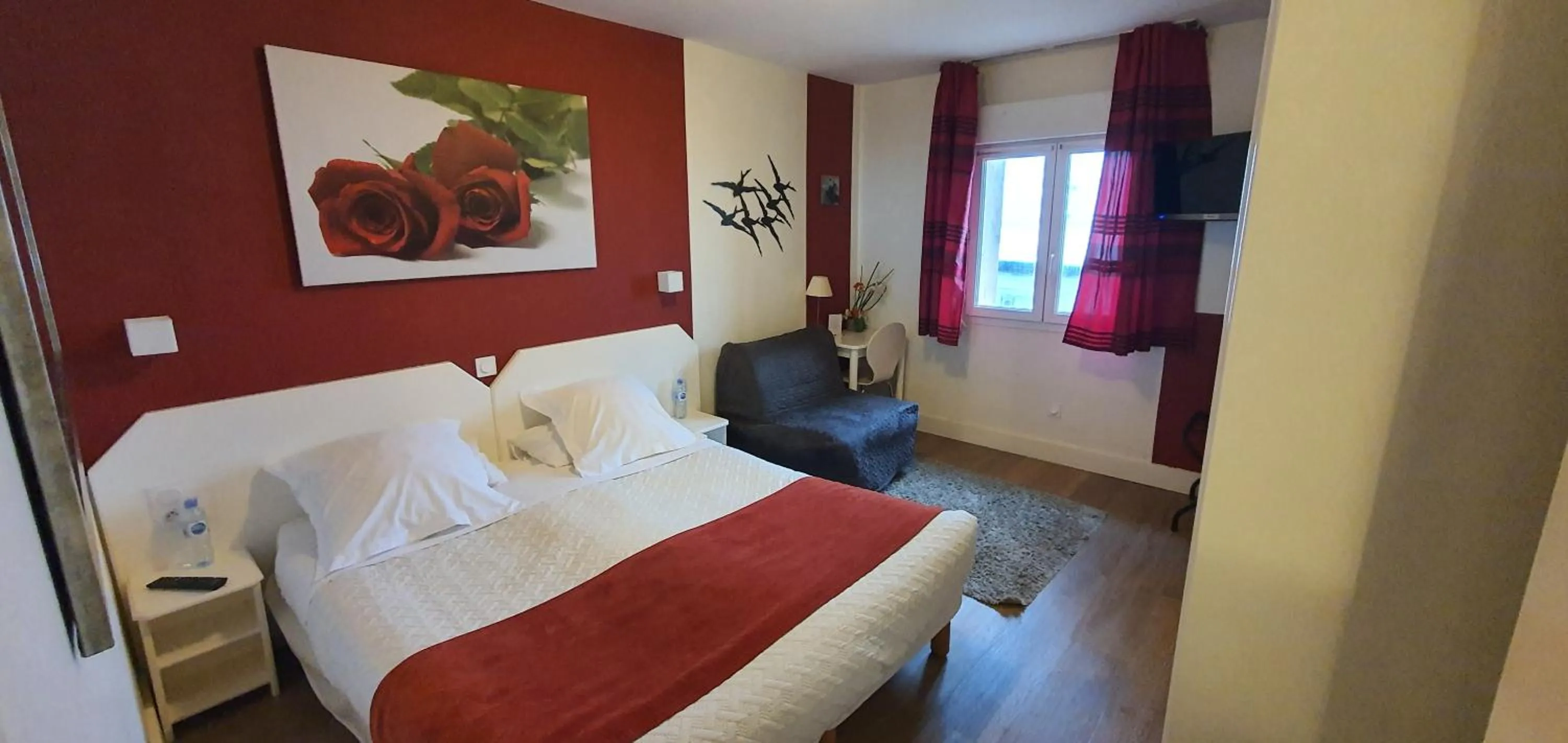 Bed in Hotel Cote d'Argent