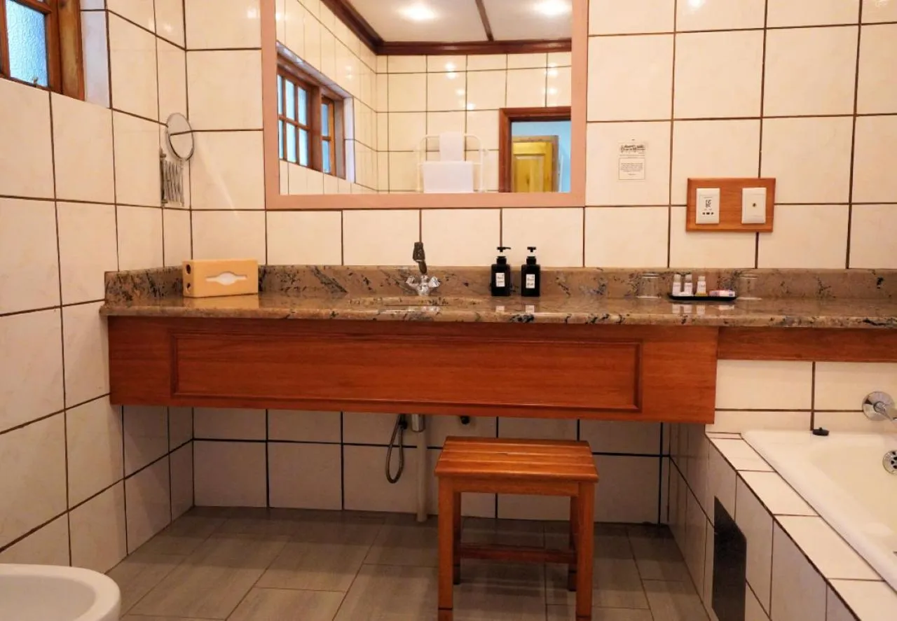 Bathroom in Coach House Hotel & Spa Tzaneen