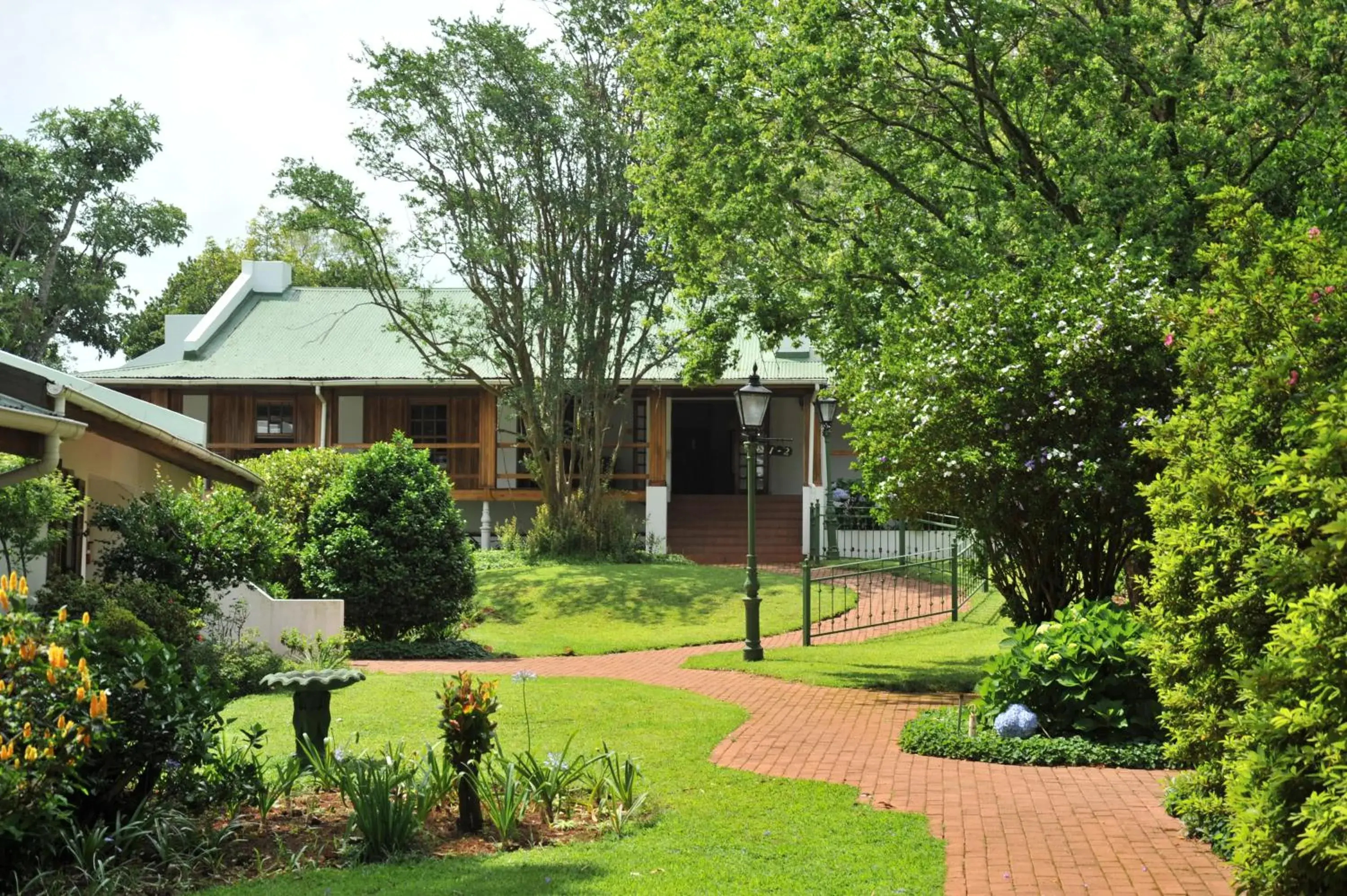 Facade/entrance in Coach House Hotel & Spa Tzaneen Facade/entrance in Coach House Hotel & Spa Tzaneen
