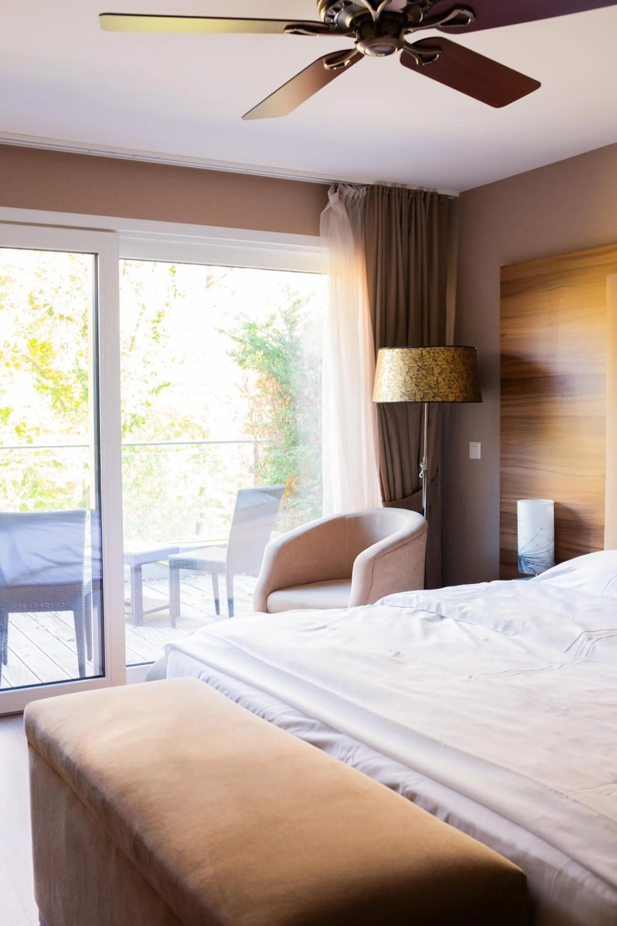 Bed in Baron Tavernier Hotel Restaurant & SPA