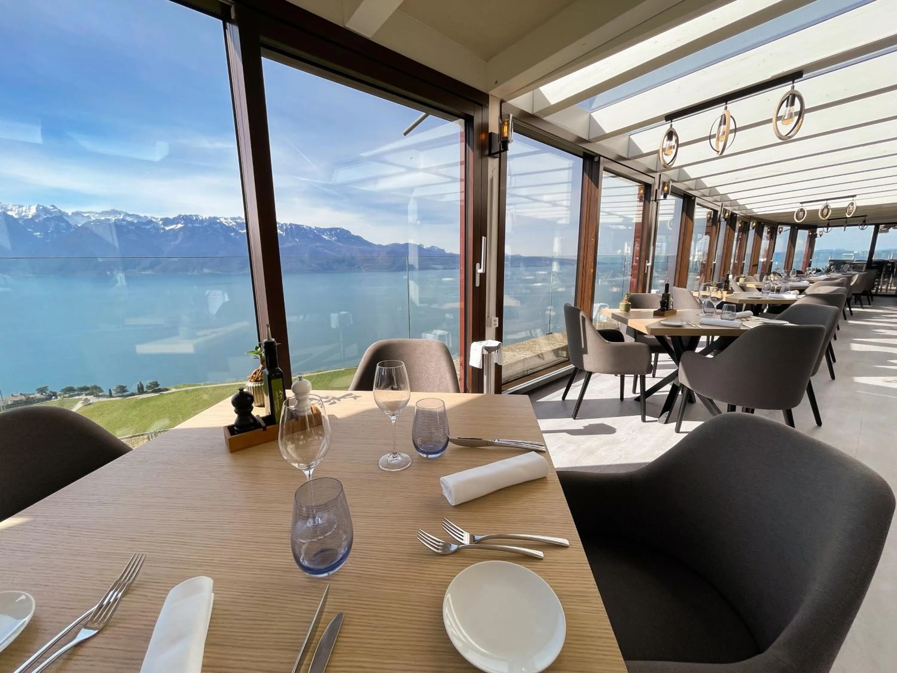 Restaurant/places to eat in Baron Tavernier Hotel Restaurant & SPA