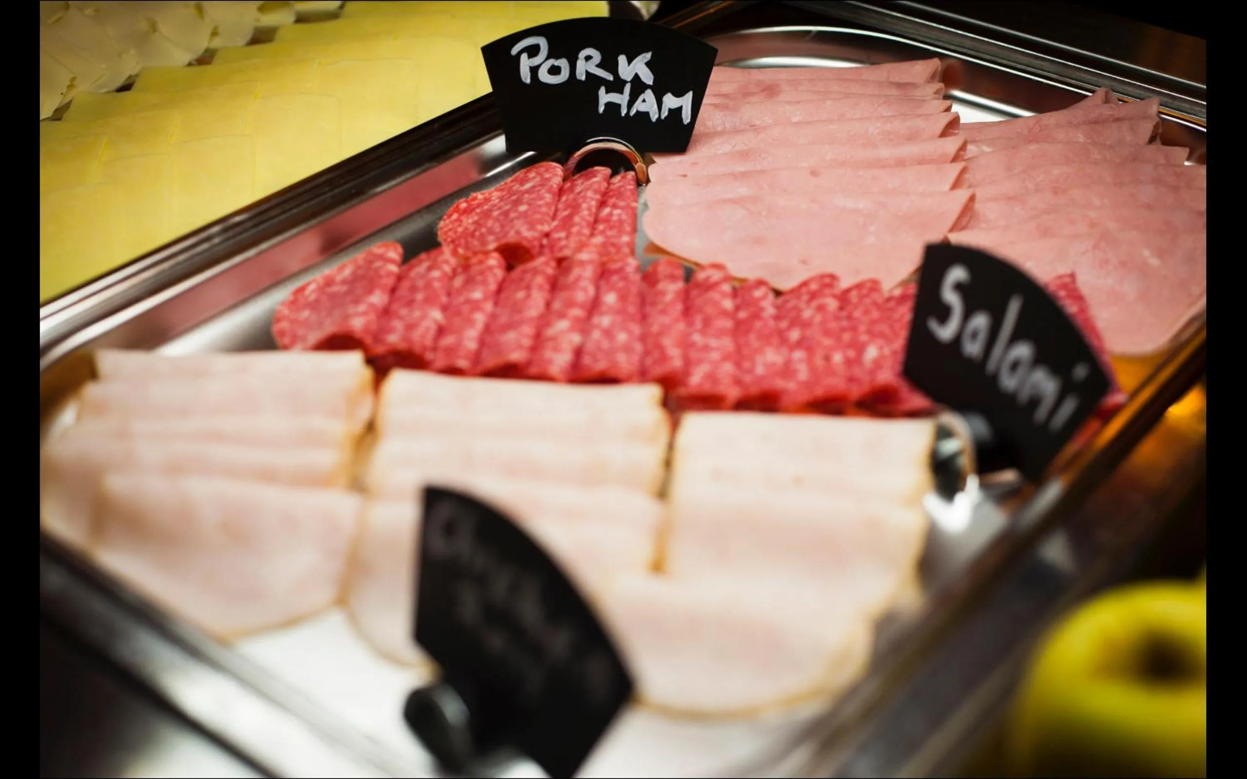 Restaurant/places to eat in Tropicana Hotel