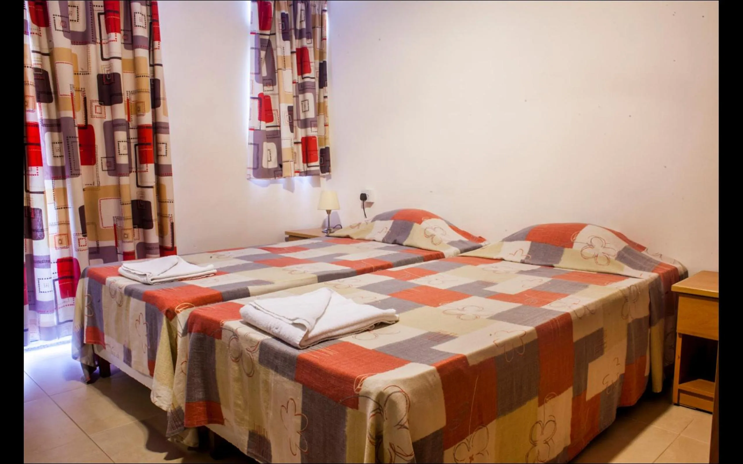 Bedroom, Bed in Tropicana Hotel