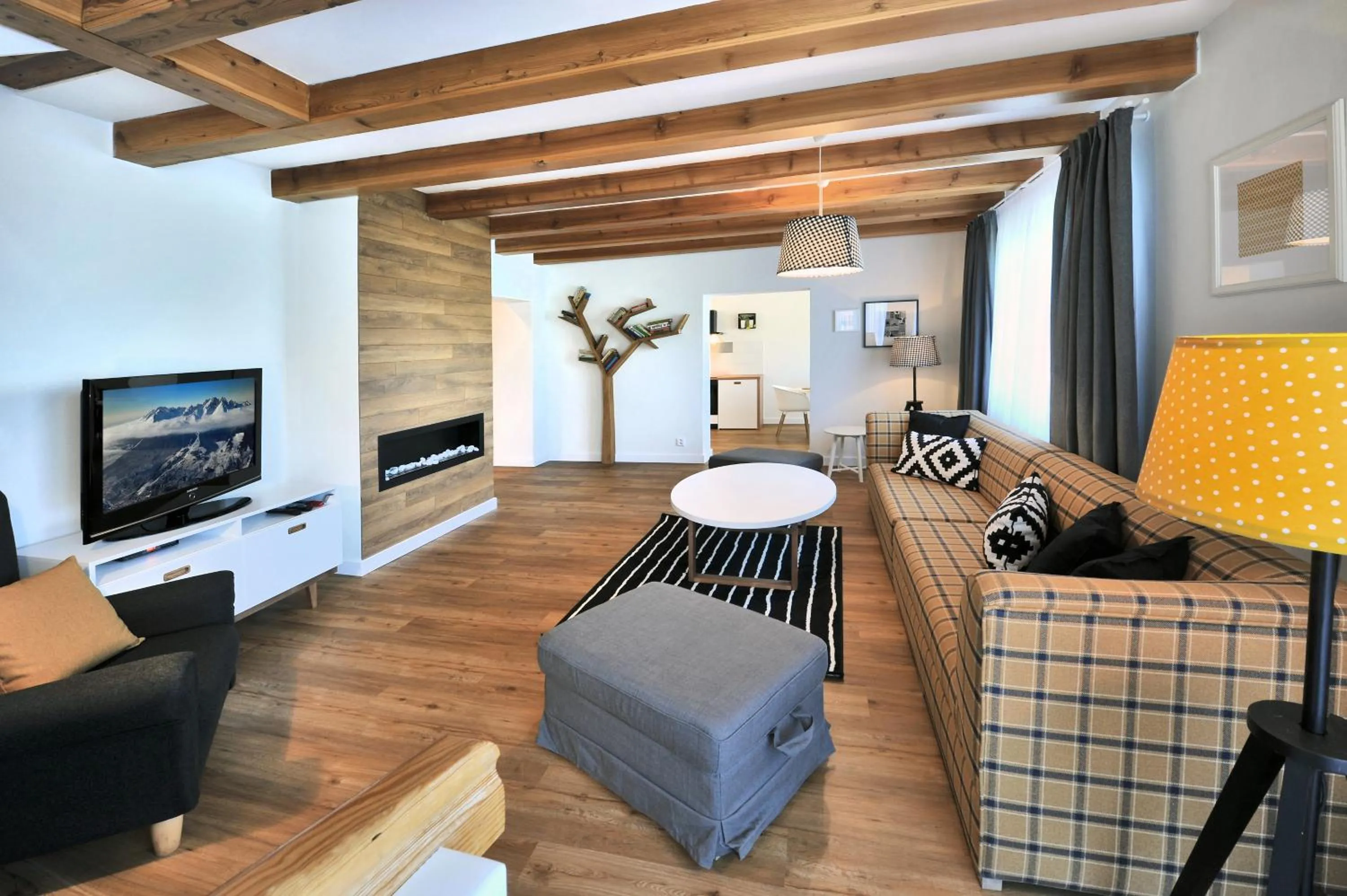 Photo of the whole room in APLEND Vila Beatrice