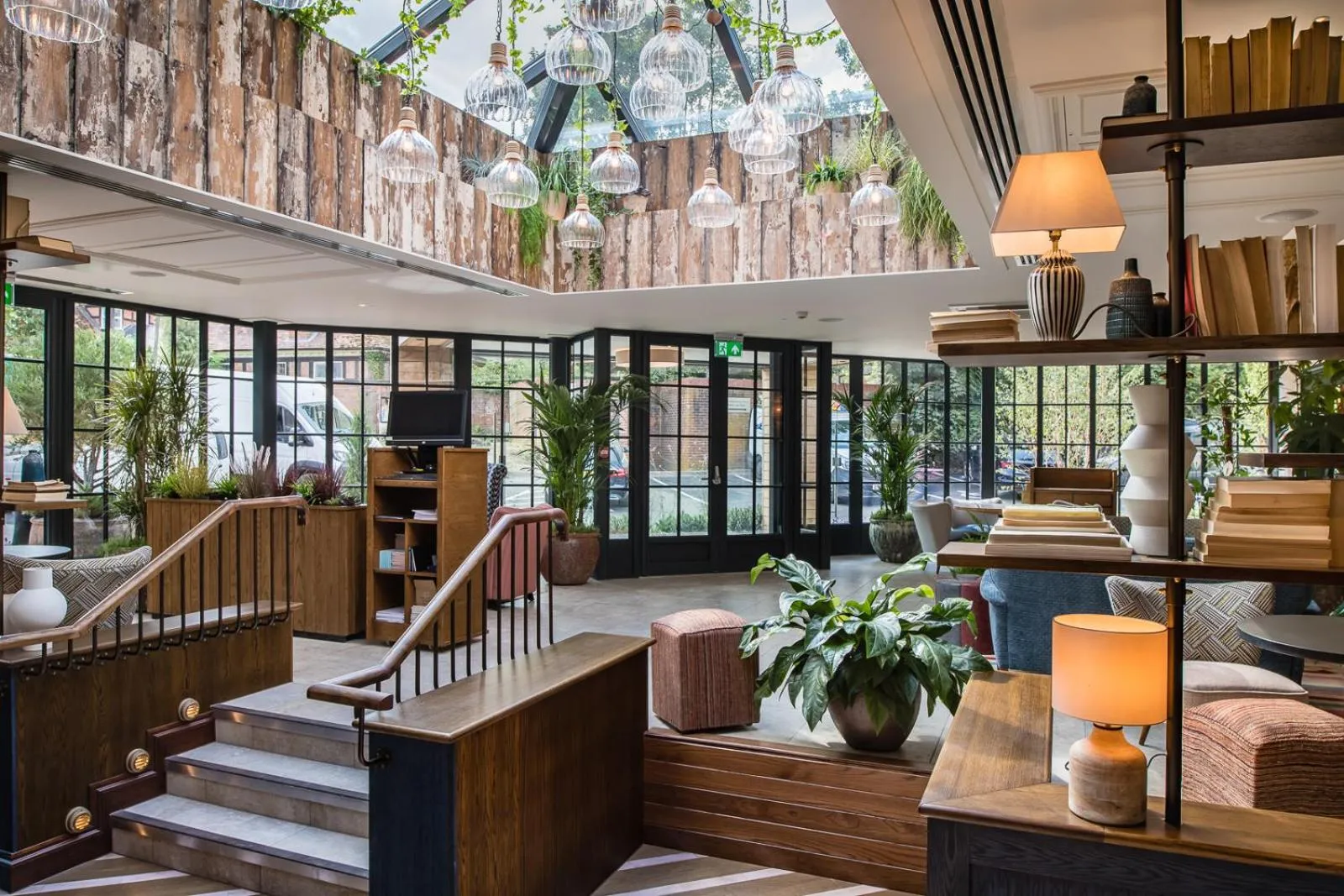 Restaurant/places to eat in The Swan, Streatley, Berkshire