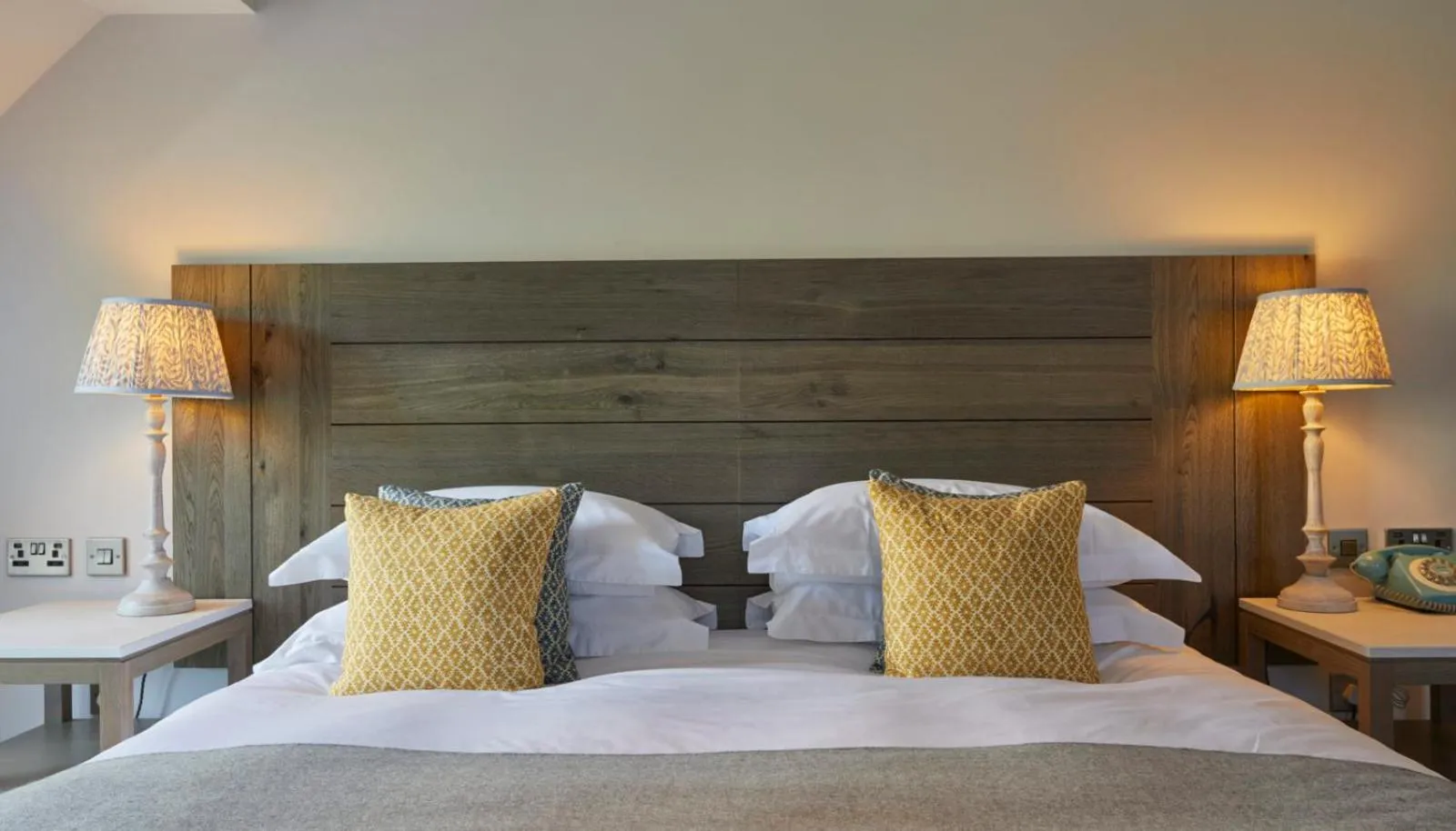 Bed in The Swan, Streatley, Berkshire