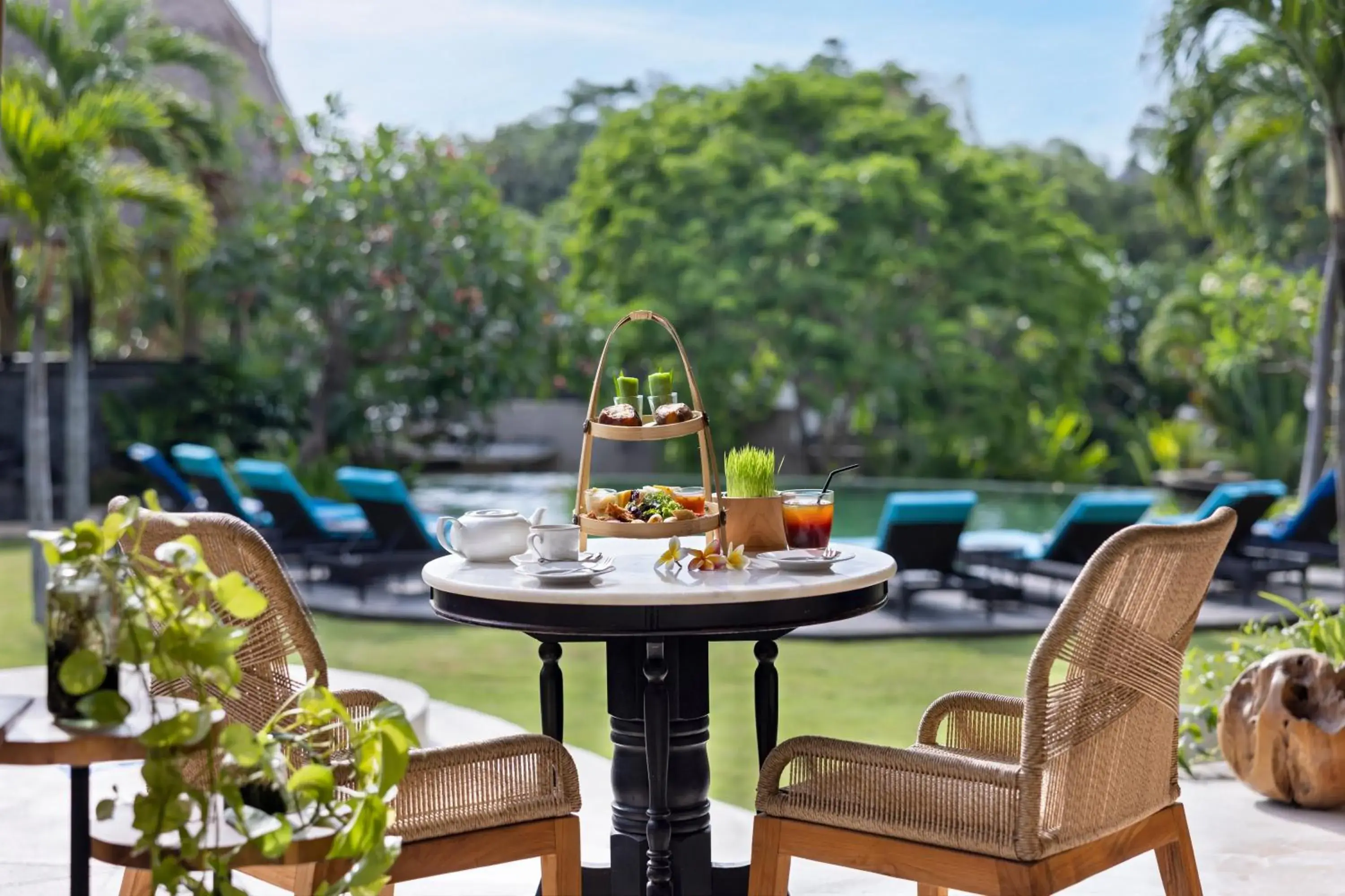 Restaurant/places to eat in Lalasa Villas Canggu Restaurant/places to eat in Lalasa Villas Canggu