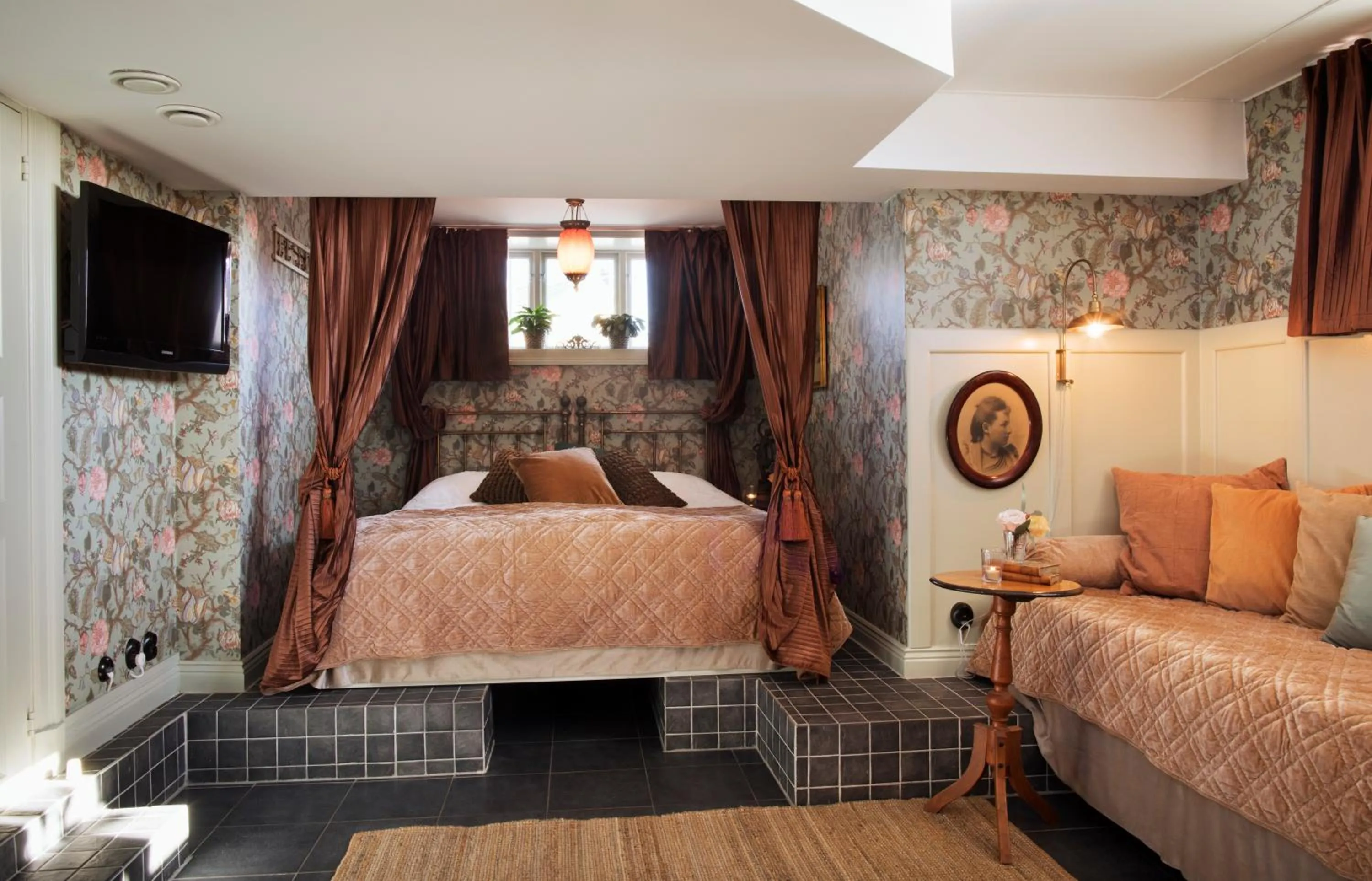 Bed in Strandvillan Hotell och Bed & Breakfast