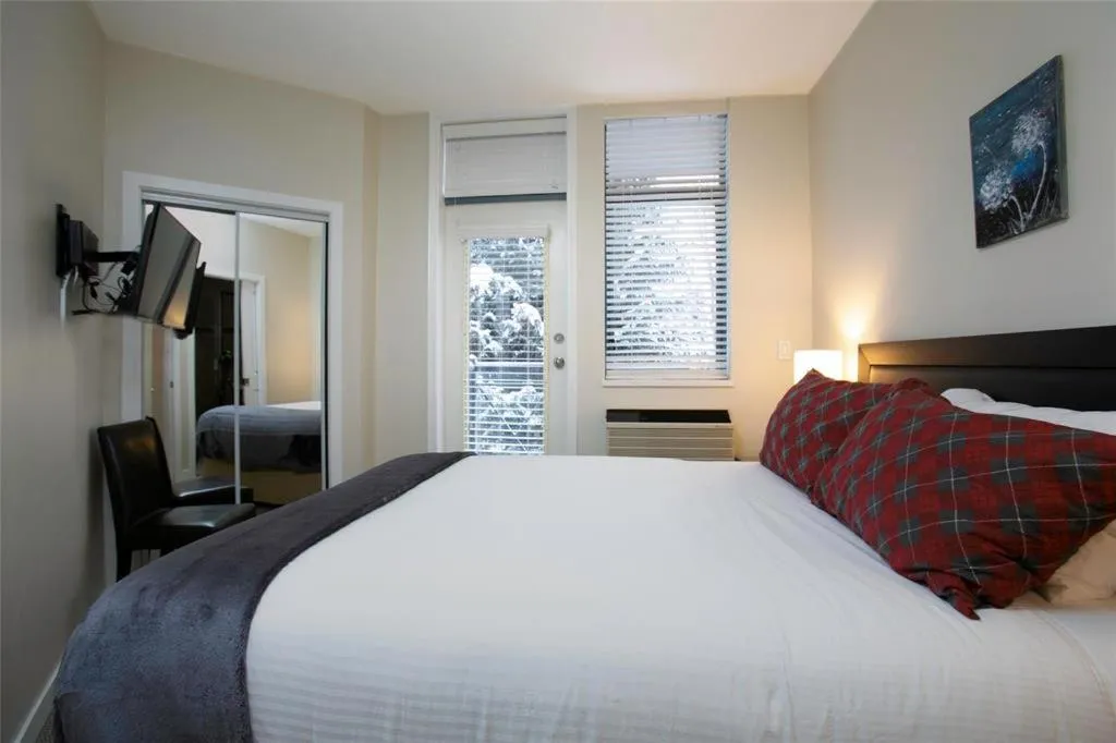 Bed in Alpenglow Lodge by Bill