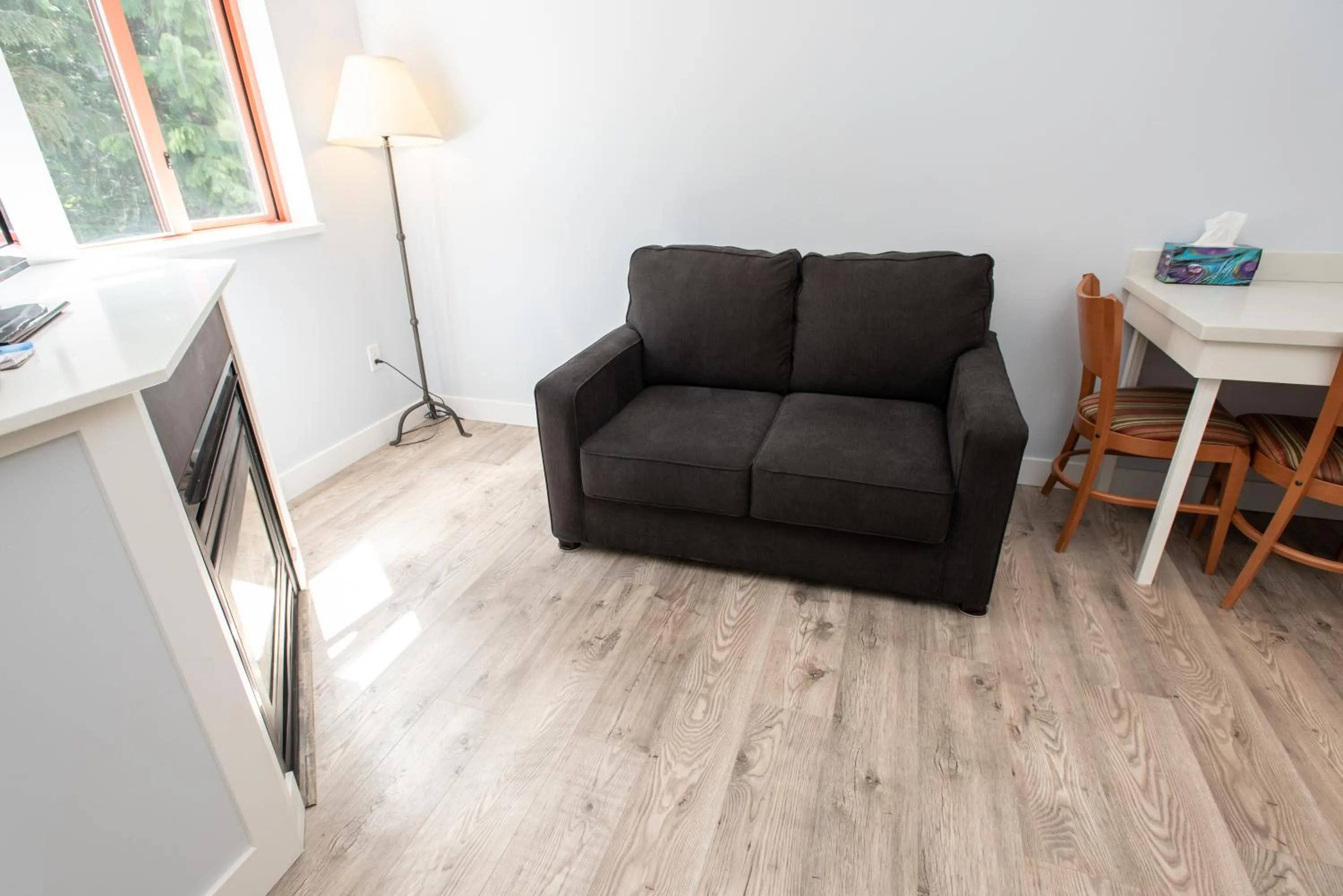 Alpenglow Lodge by Bill