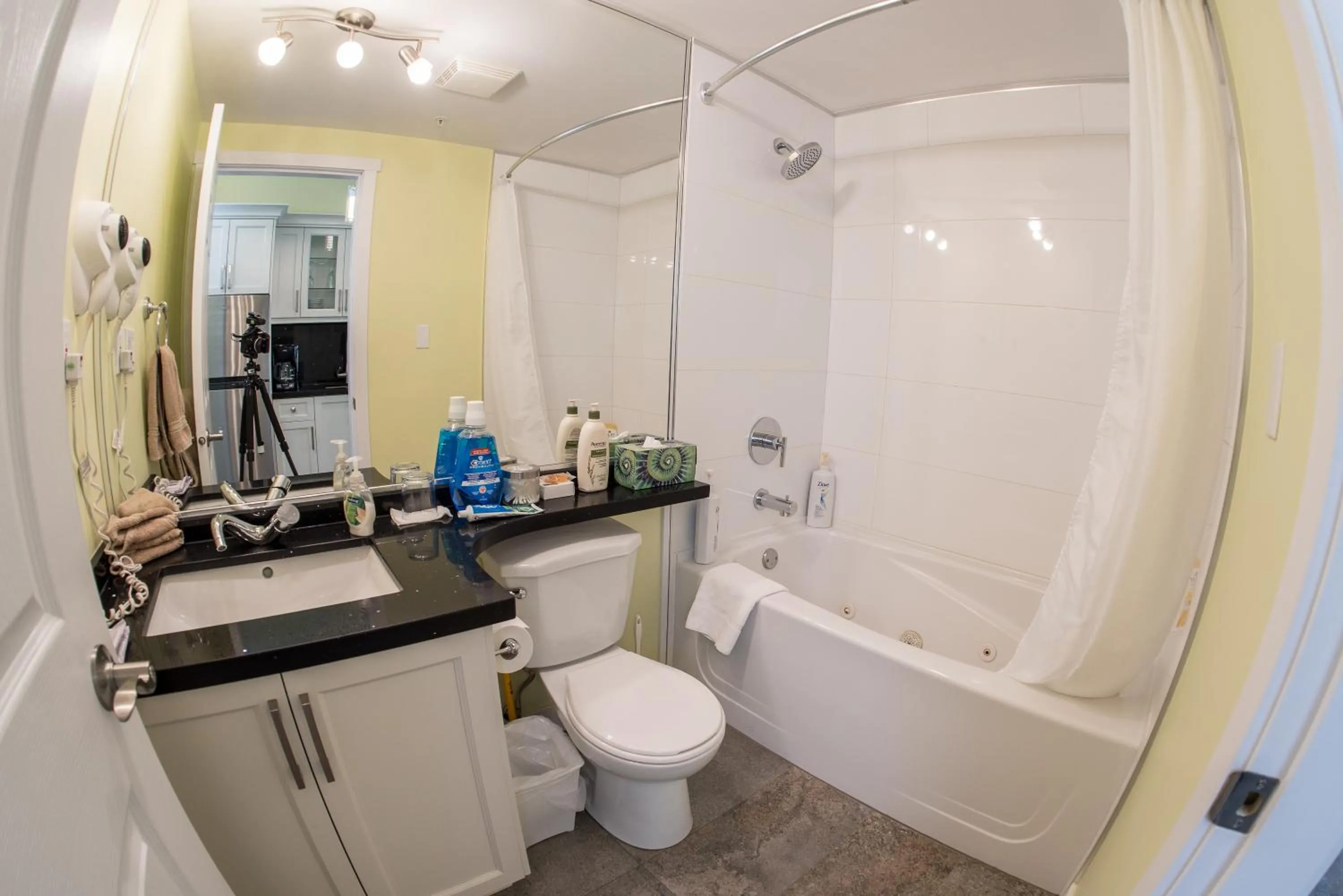 Alpenglow Lodge by Bill