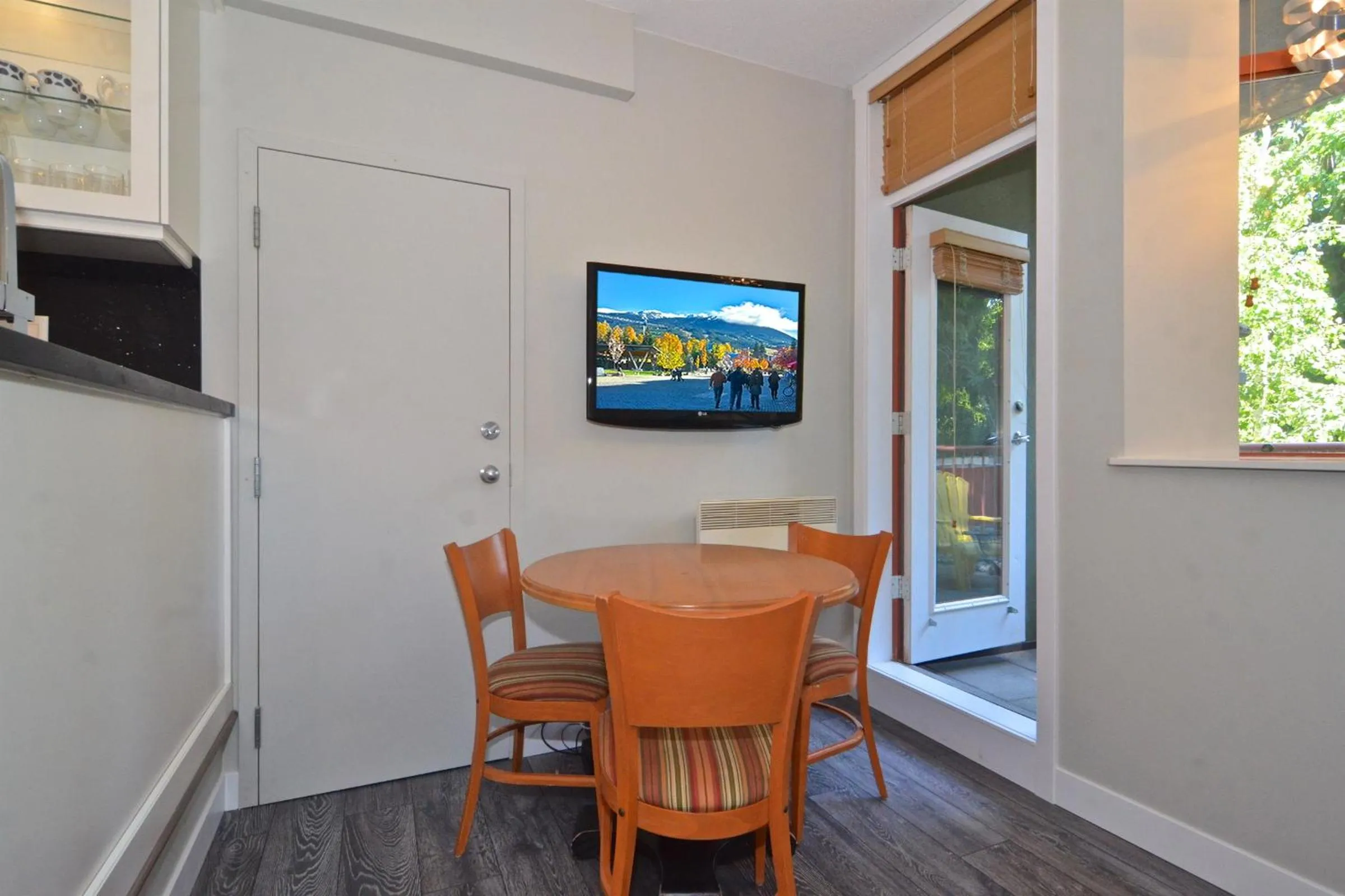 Alpenglow Lodge by Bill